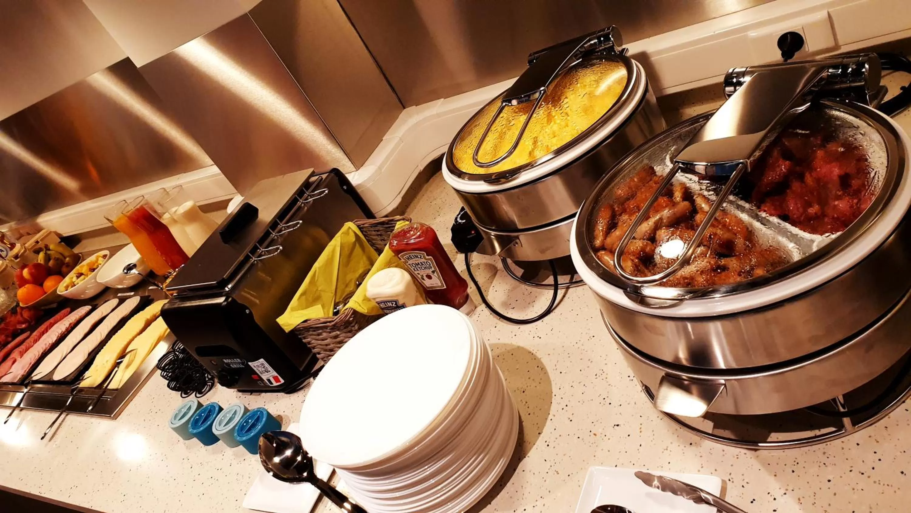 Breakfast in ibis Styles Liege Guillemins