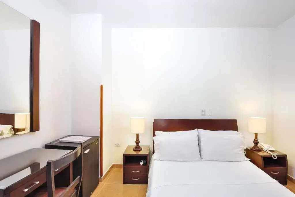 Small Double Room in Hotel Palonegro Small Double Room in Hotel Palonegro