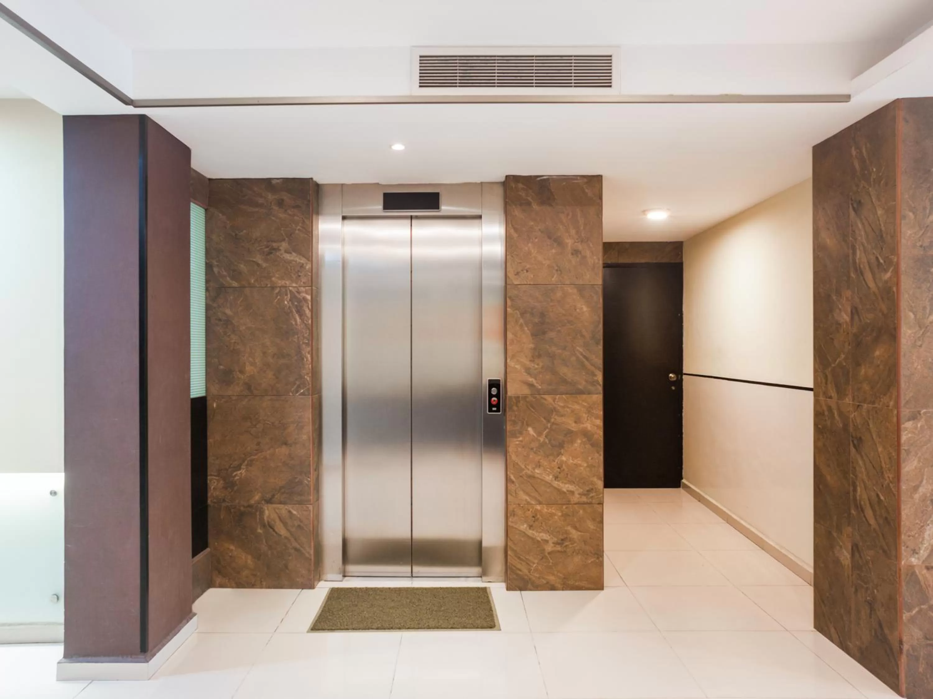 Area and facilities in Veracruz Suites Hotel