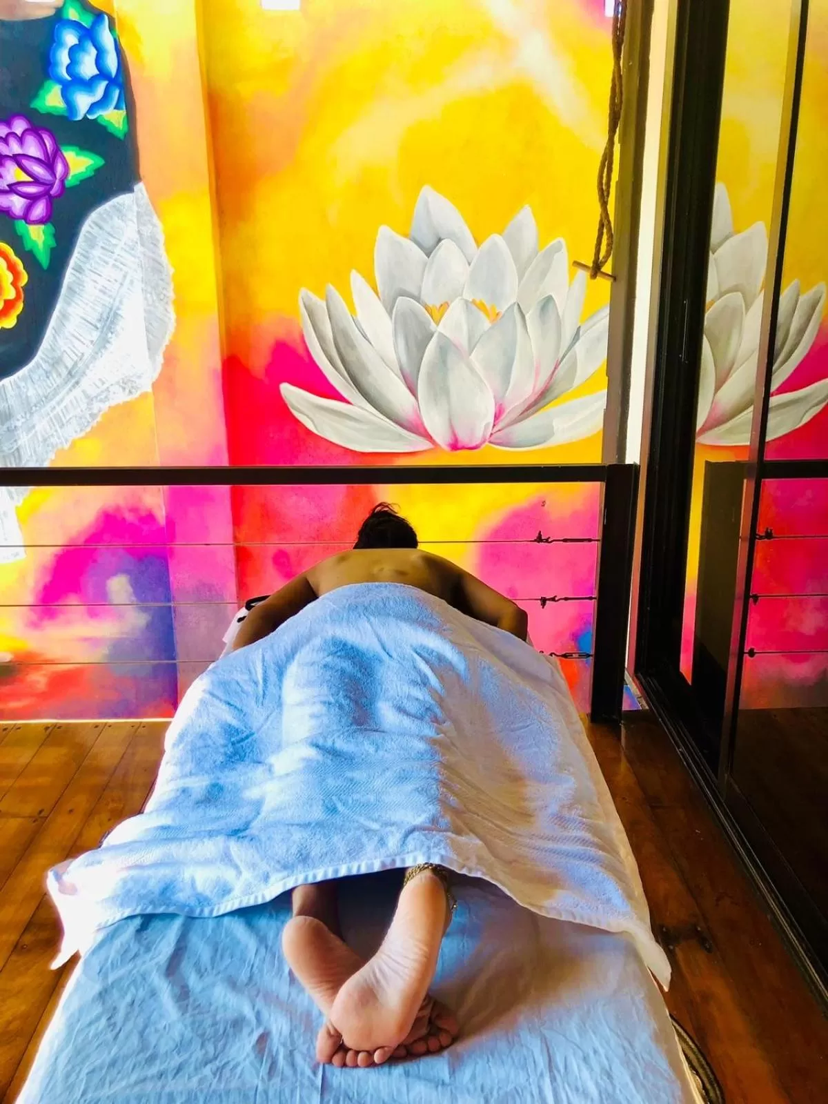 Massage, Bed in Cabane Container Boutique Hotel