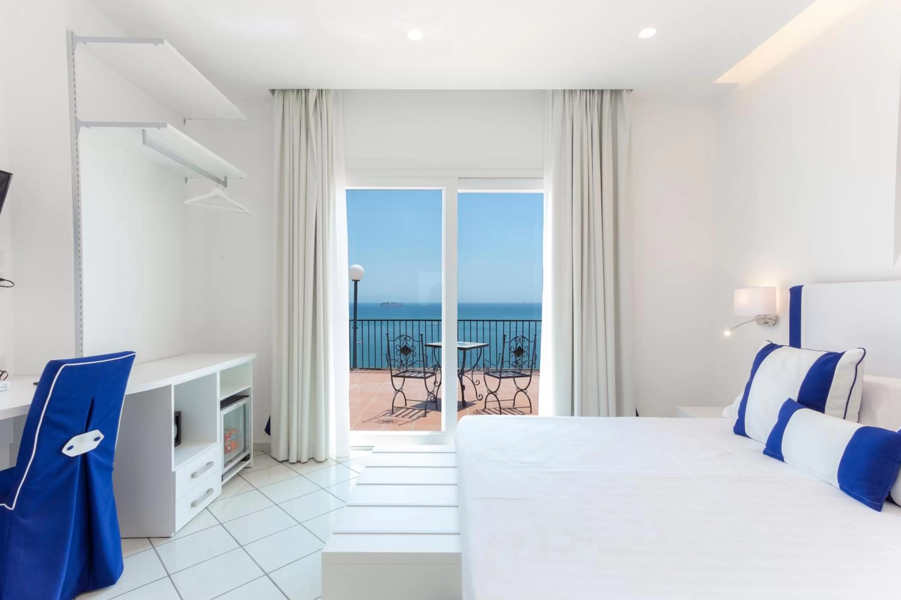 Bed in Hotel Bristol