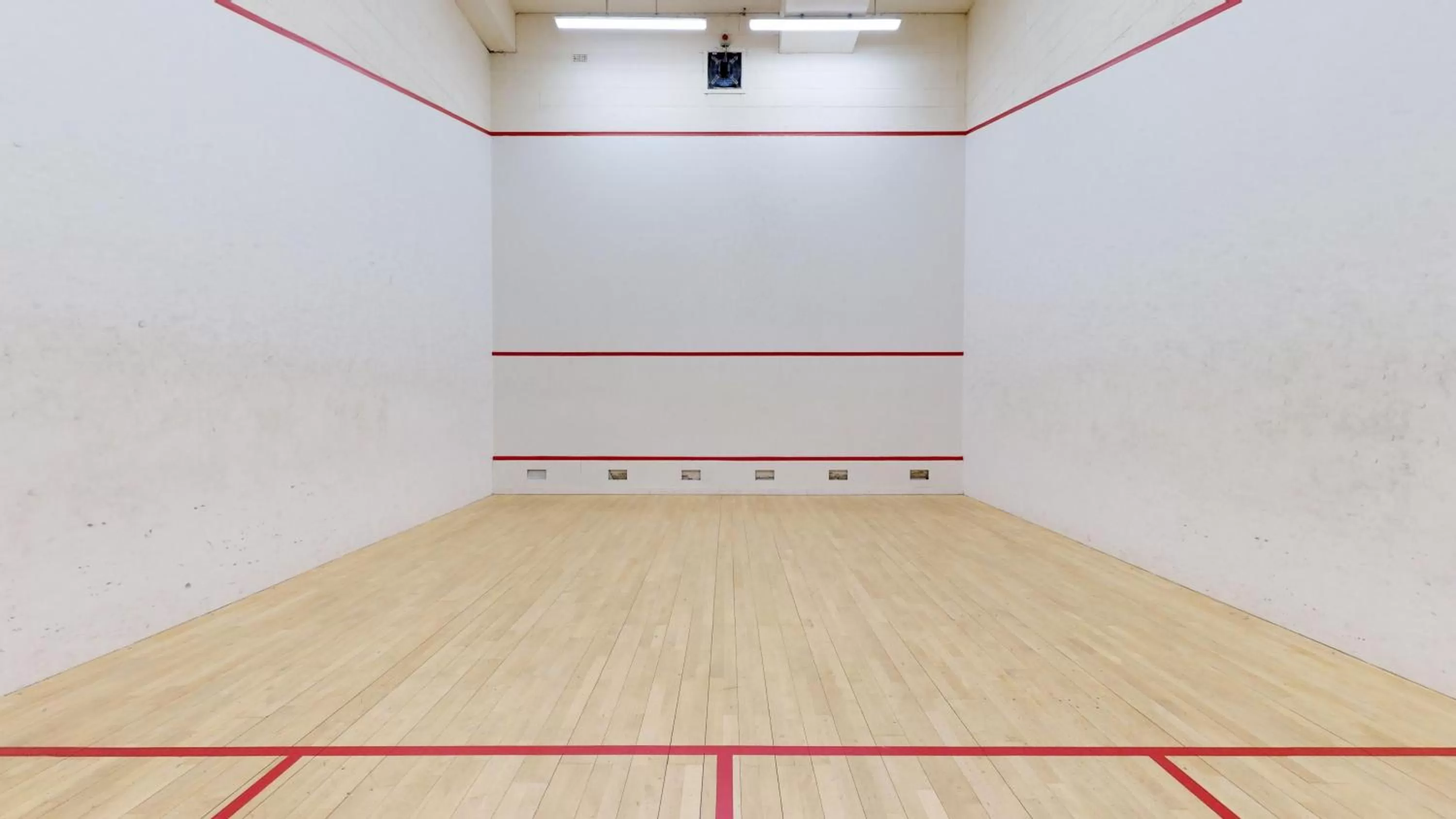 Squash in Macdonald Elmers Court Resort