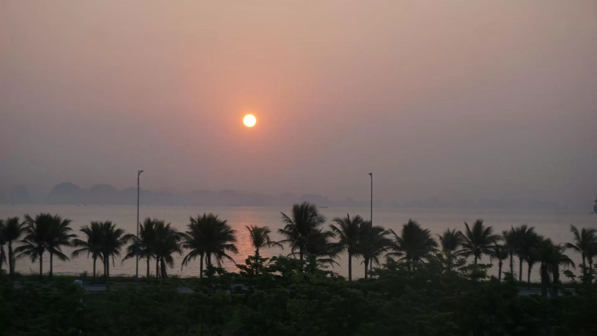 Sunrise in Golden Palm HaLong Hotel