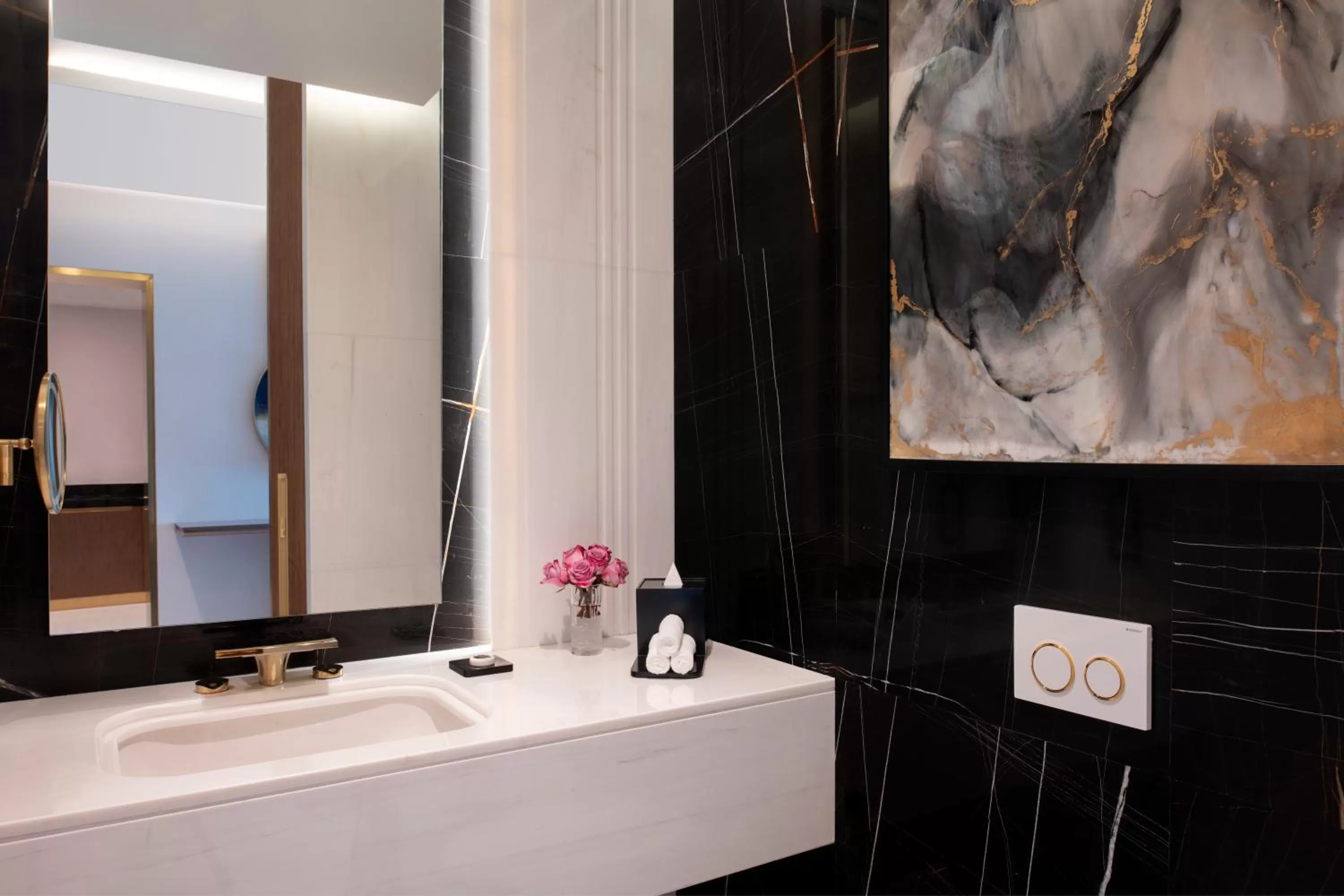 Bathroom in Steigenberger Hotel Doha