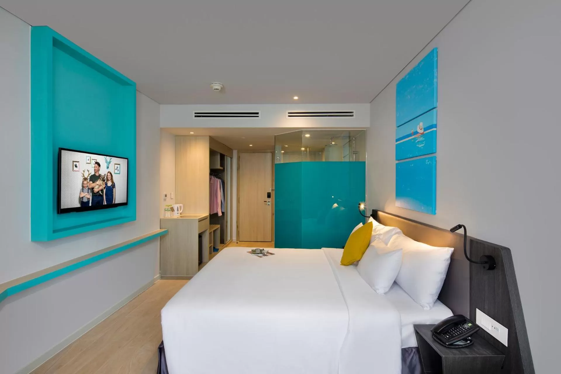 Communal lounge/ TV room, Bed in ibis Styles Nha Trang