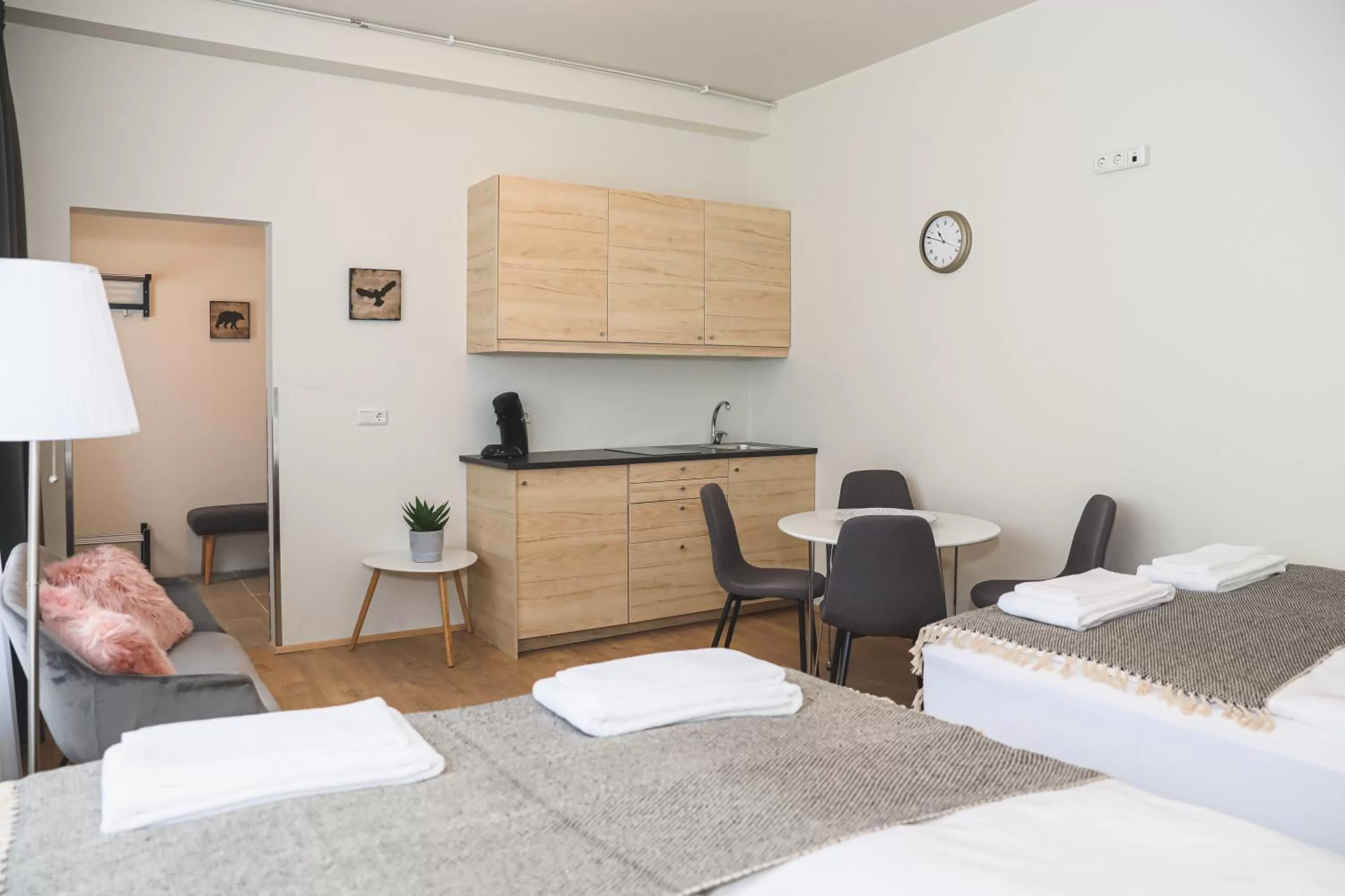 Photo of the whole room in E18 Apartments