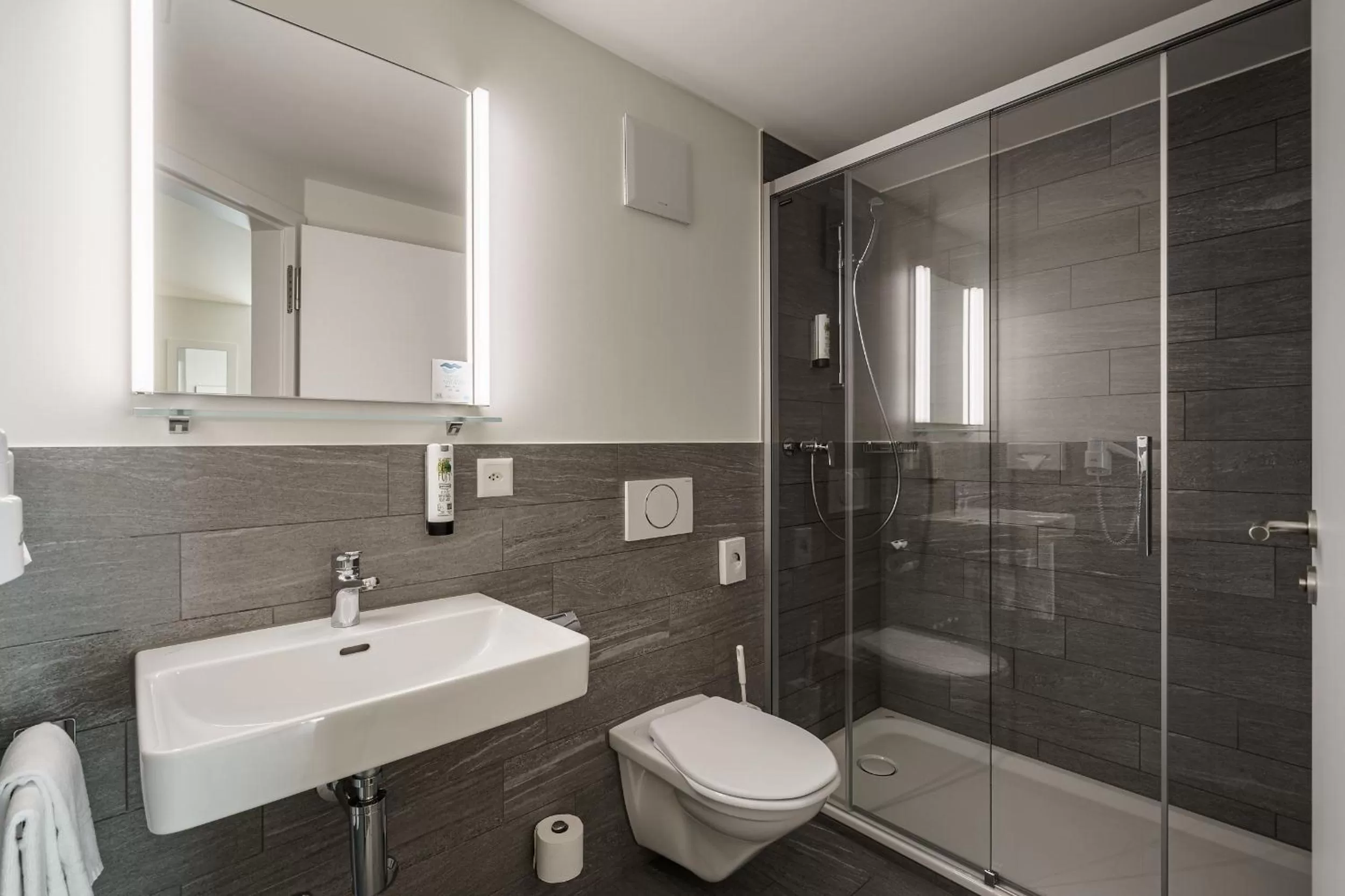 Bathroom in Hotel Bernerhof