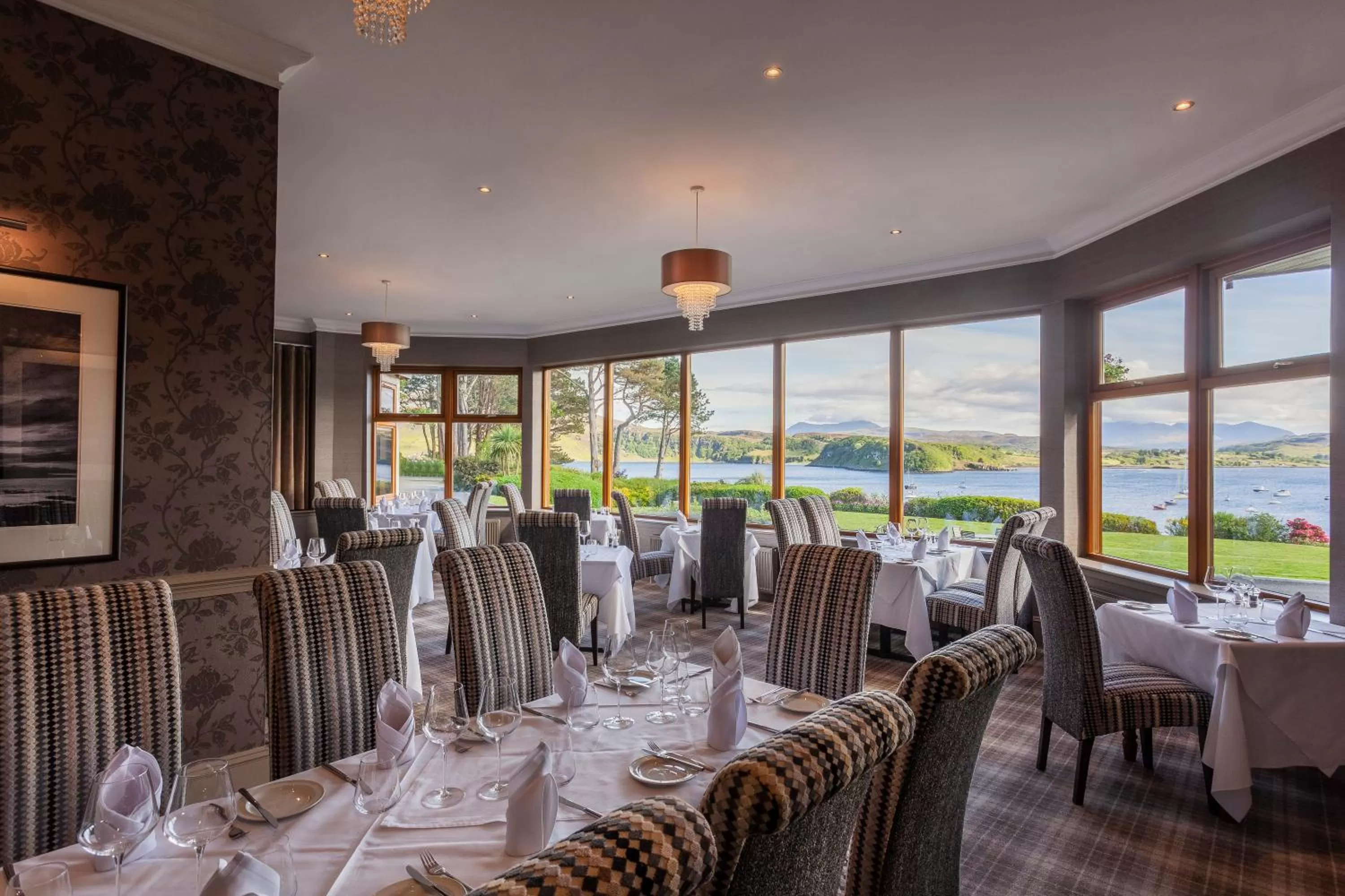 Restaurant/places to eat in Cuillin Hills Hotel