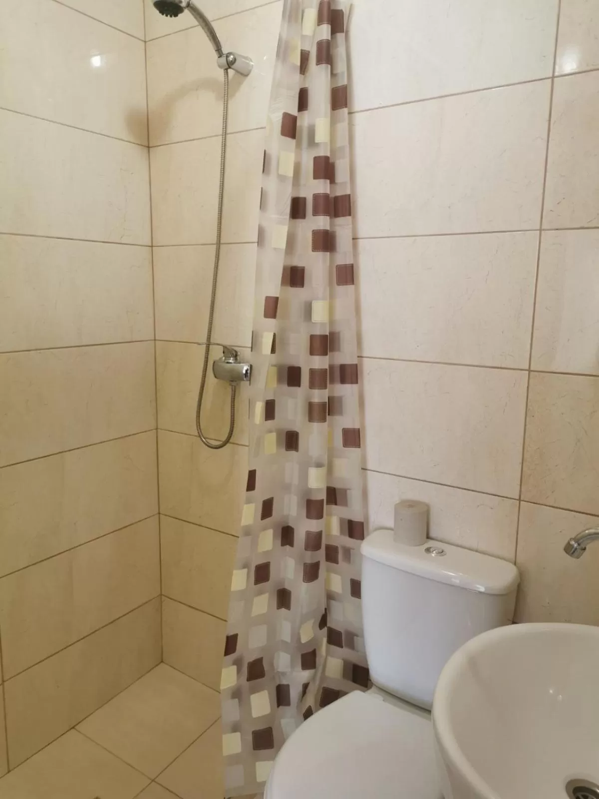 Bathroom in Monte-Kristo Hotel