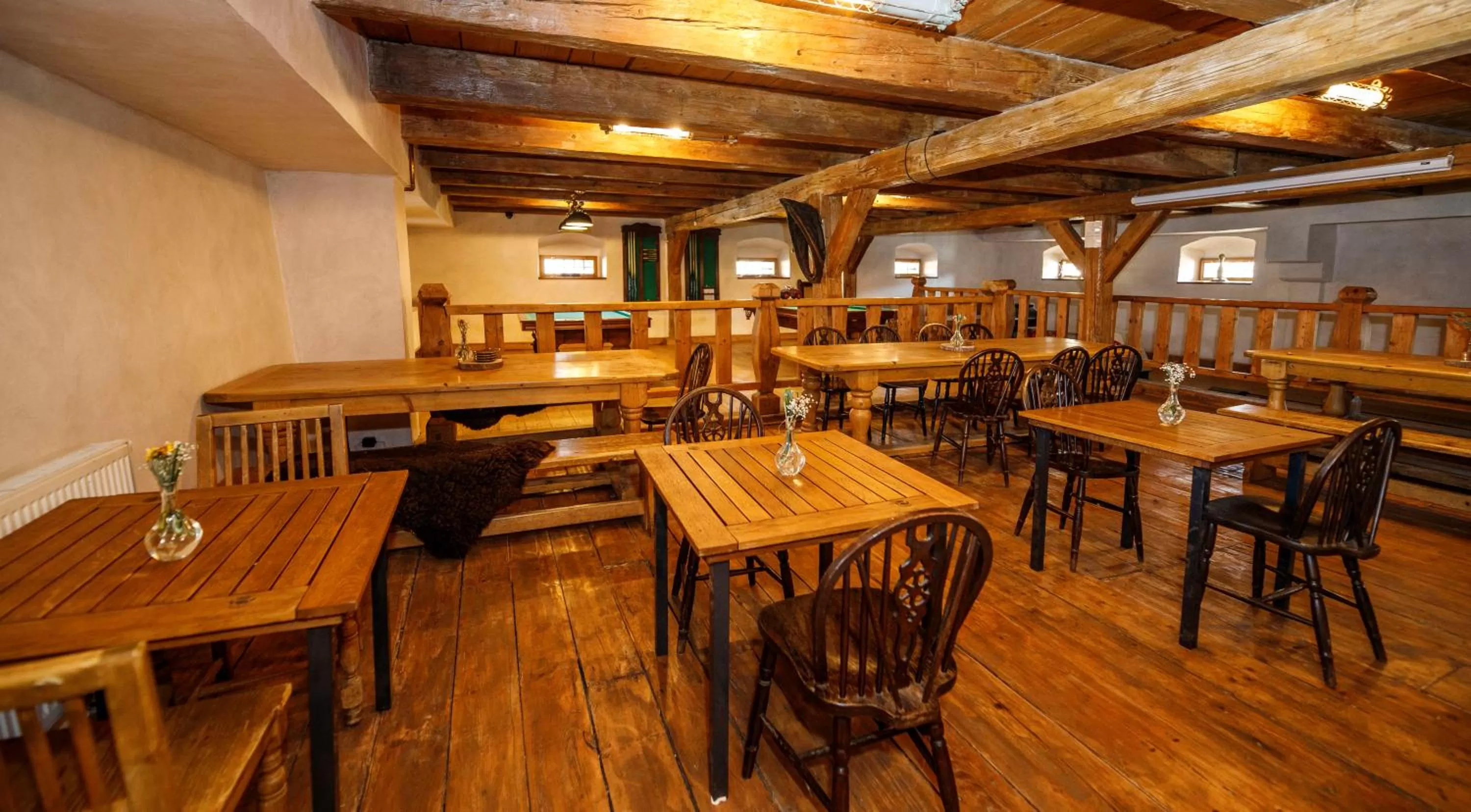 Restaurant/places to eat in Dvůr Pecínov