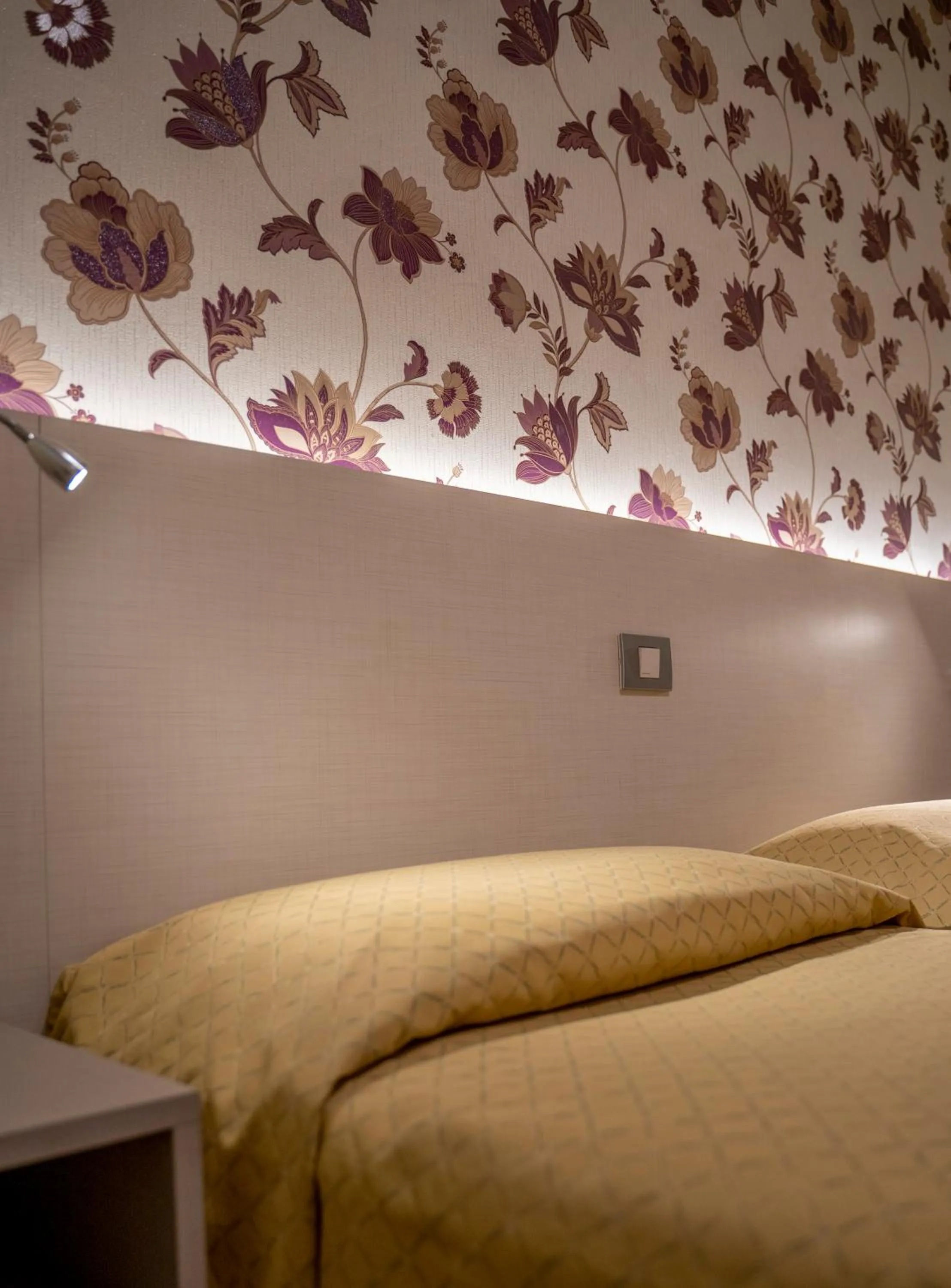 Bed in Hotel Dei Fiori