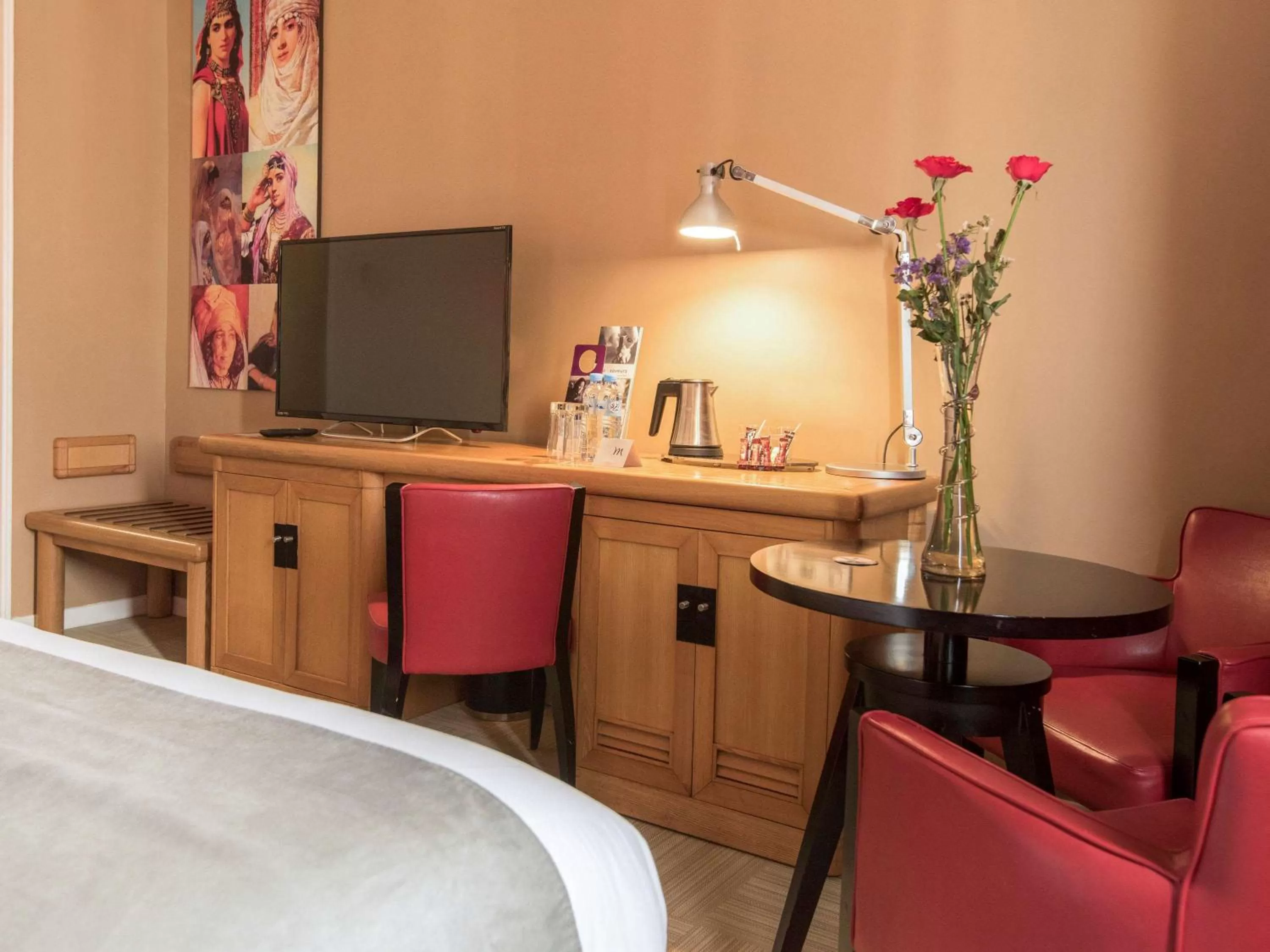 Photo of the whole room, Bed in Hotel Mercure Alger Aéroport