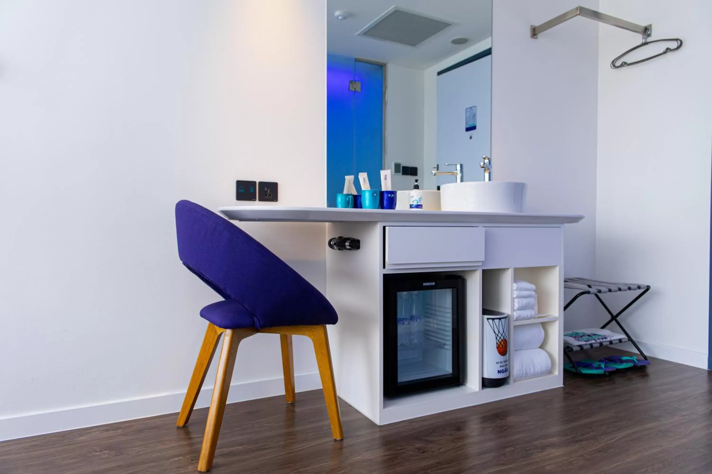 Deluxe Twin Room - single occupancy in Tru by Hilton Ha Long Hon Gai Centre Deluxe Twin Room - single occupancy in Tru by Hilton Ha Long Hon Gai Centre