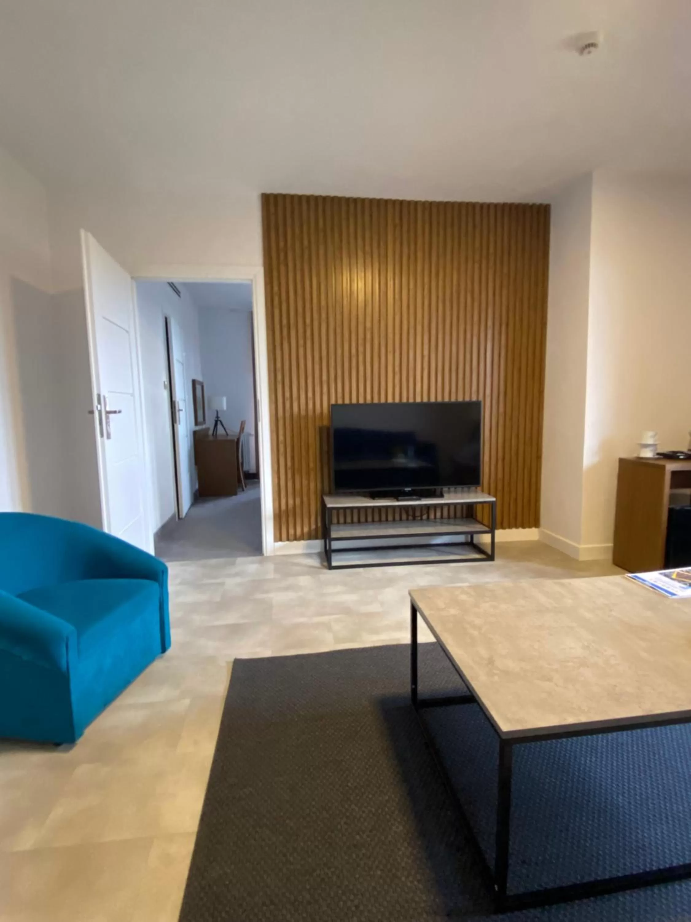 HOTEL CICHA WODA NIEPORĘT