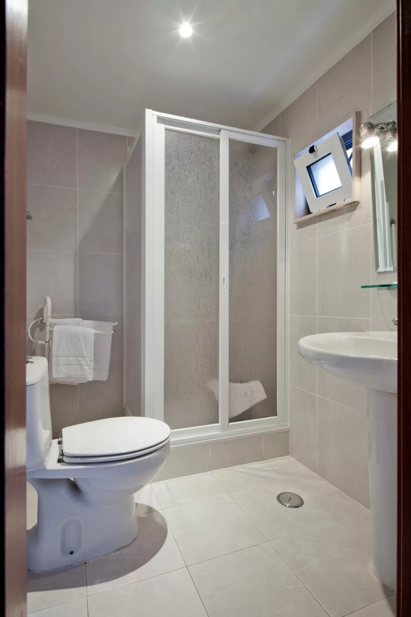 Bathroom in Hotel Portuense Lisboa