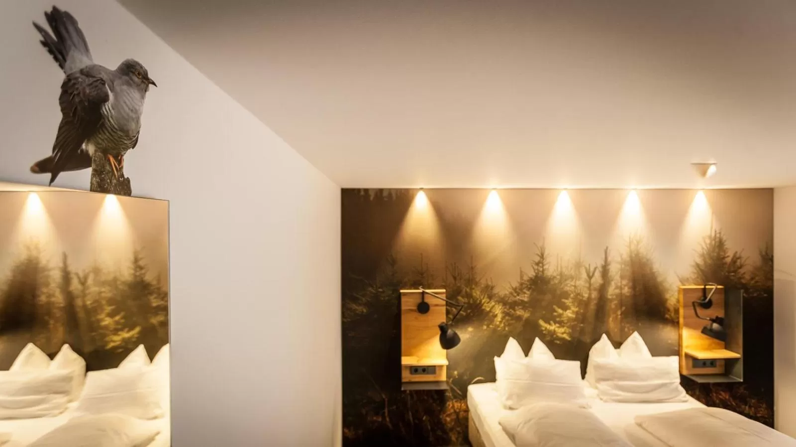 Photo of the whole room, Bed in Bollenhuthotel Kirnbacher Hof