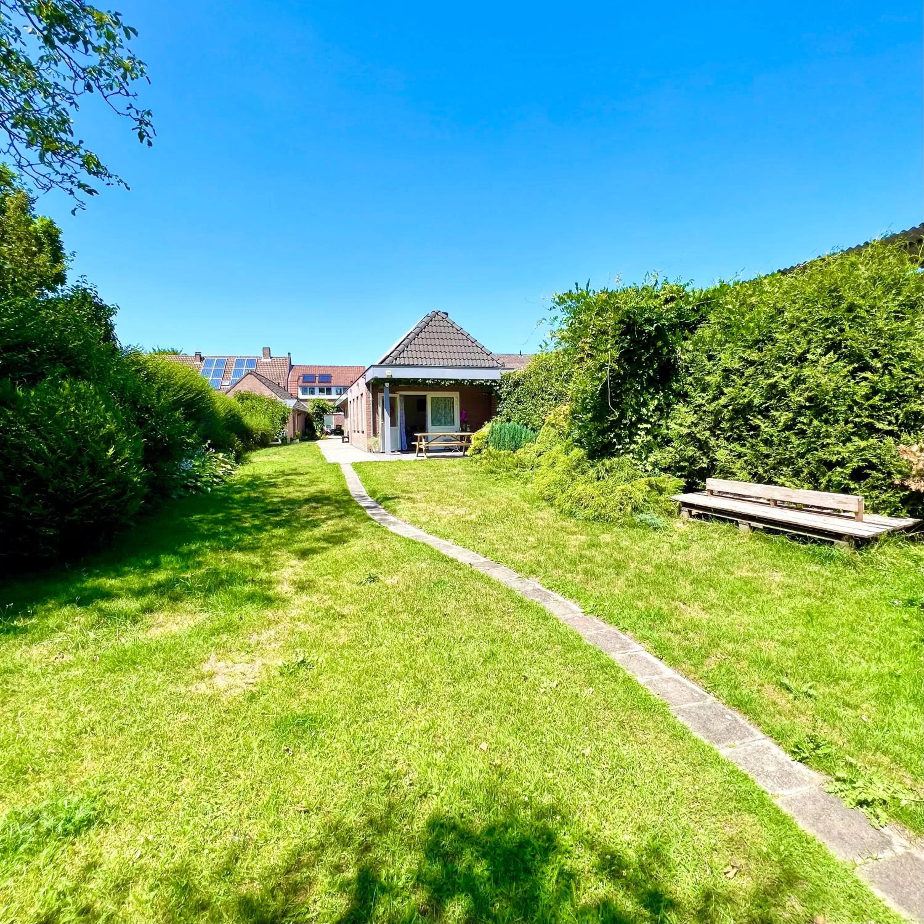 Property Building in Rooi Bij de Knoptoren B&B