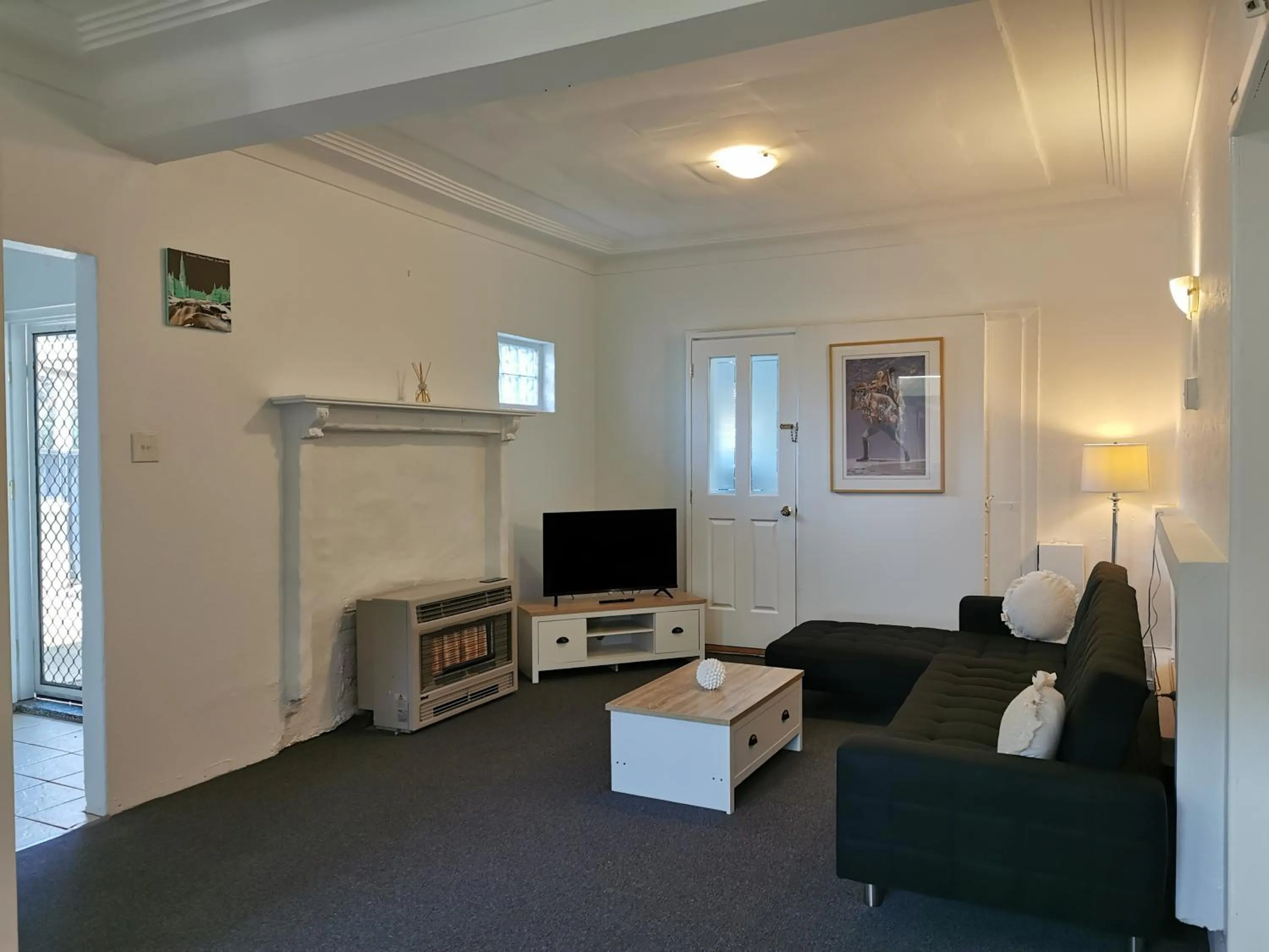 Living room in Bathurst Explorers Motel