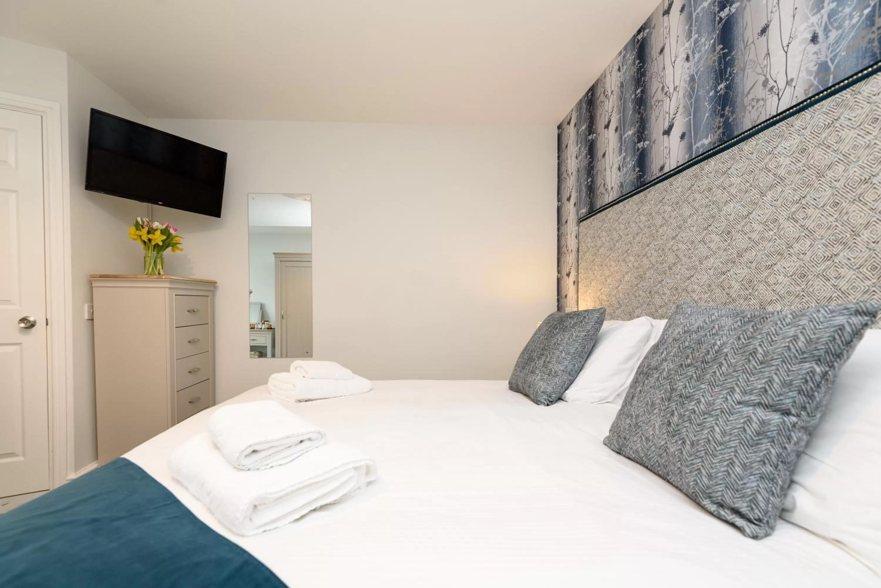 Bed in Portbyhan Hotel