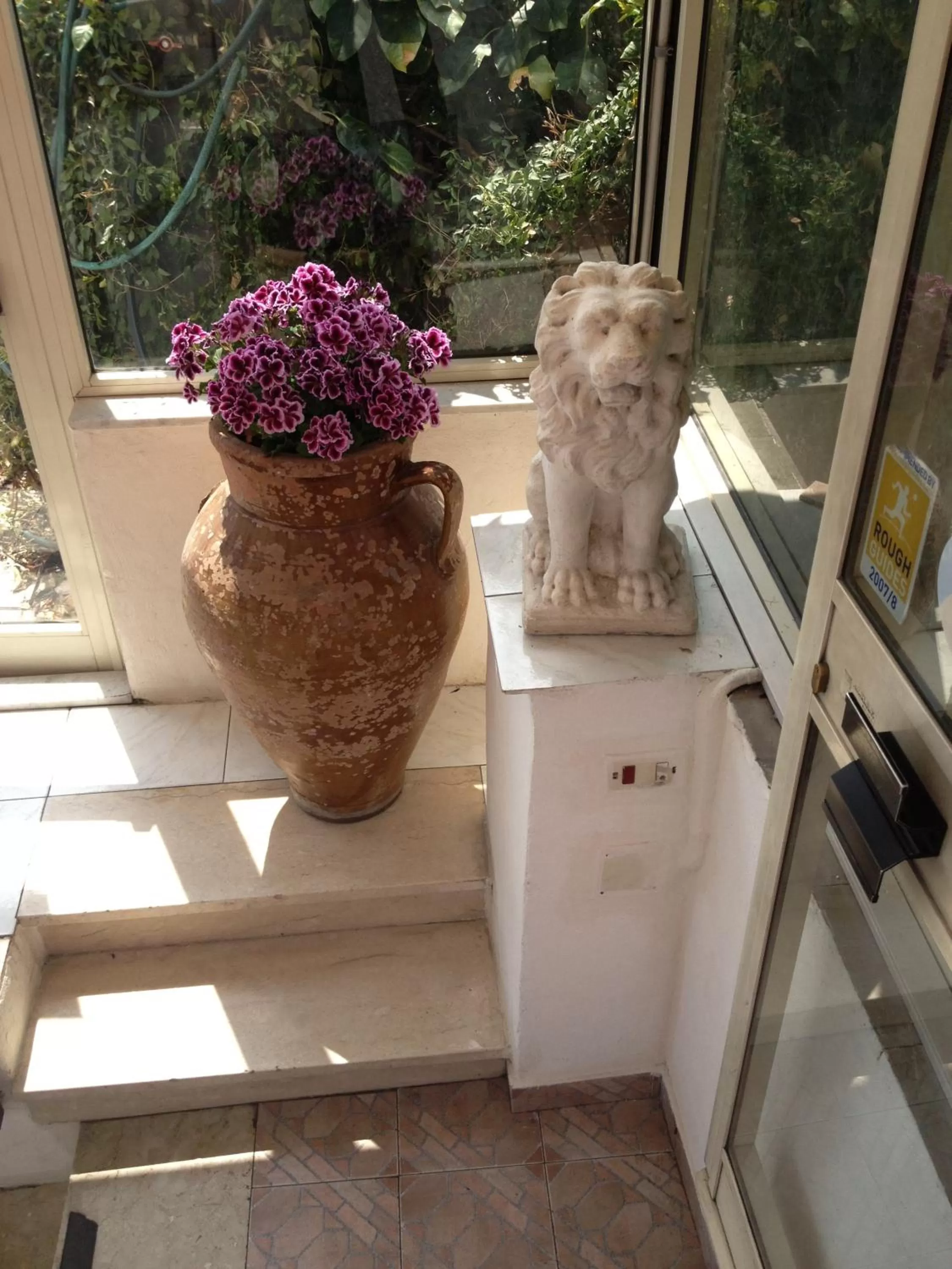 Facade/entrance in Villa Greta Hotel Rooms & Suites