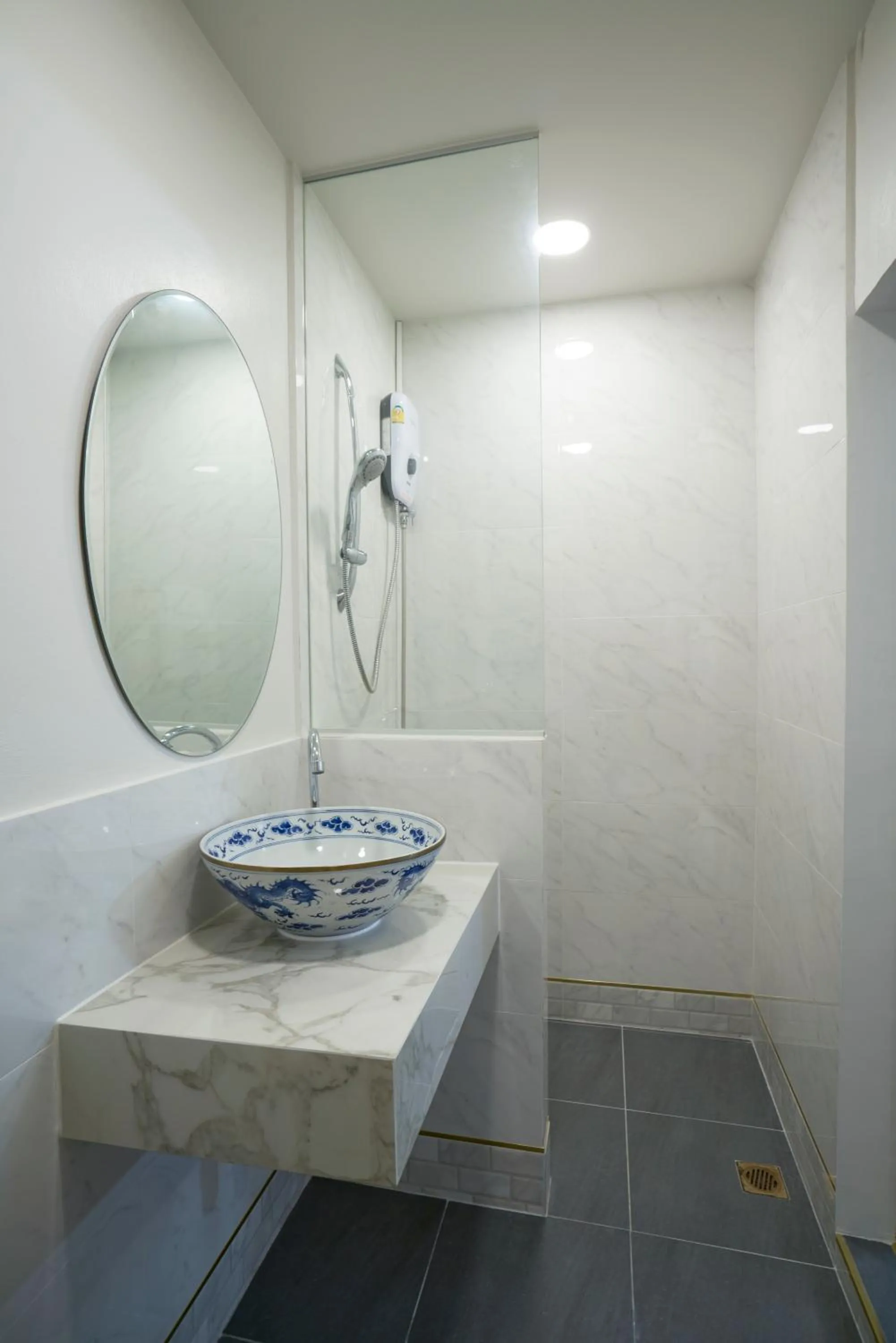 Bathroom in Sweet's Escape