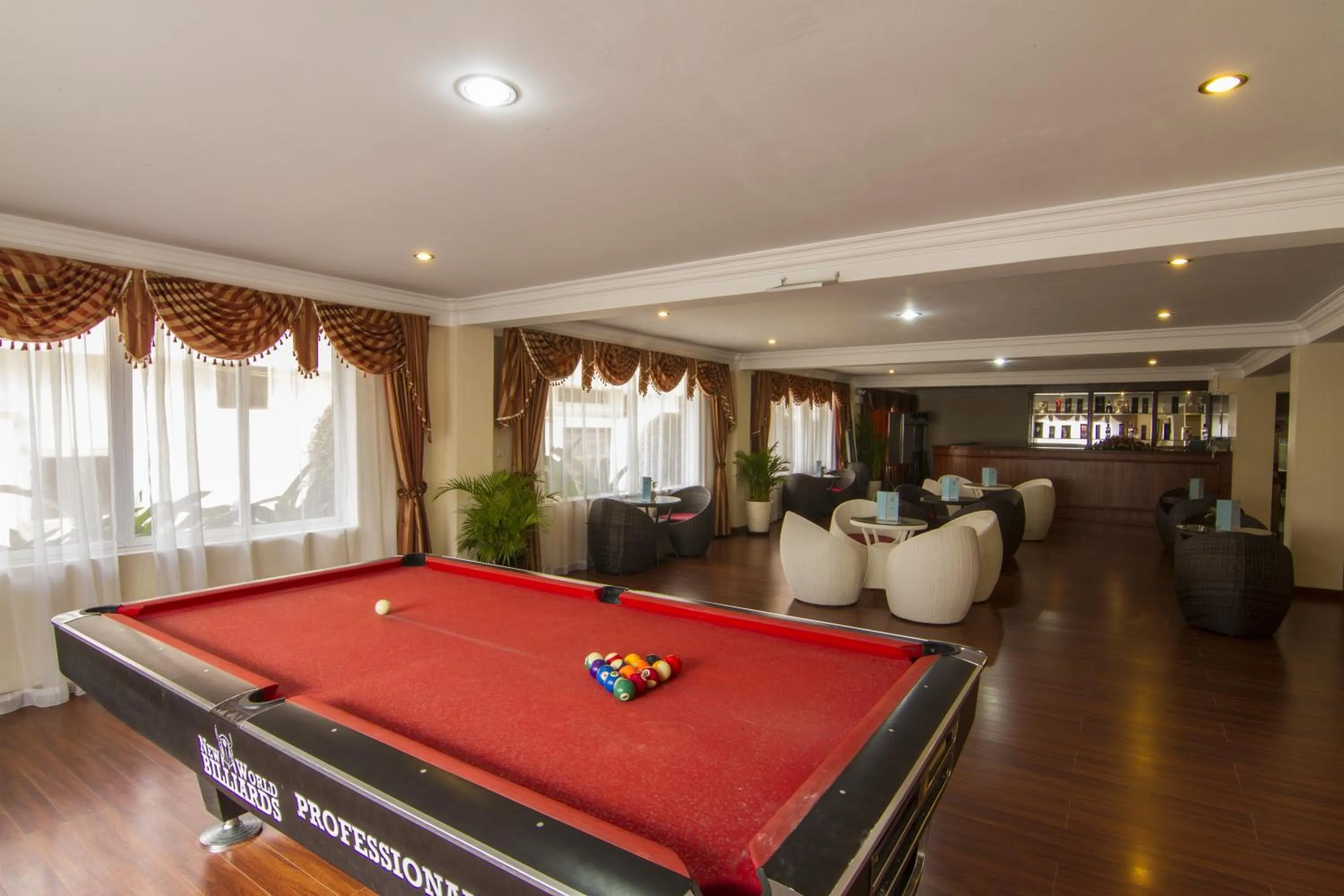 Billiard in Starry Angkor Hotel