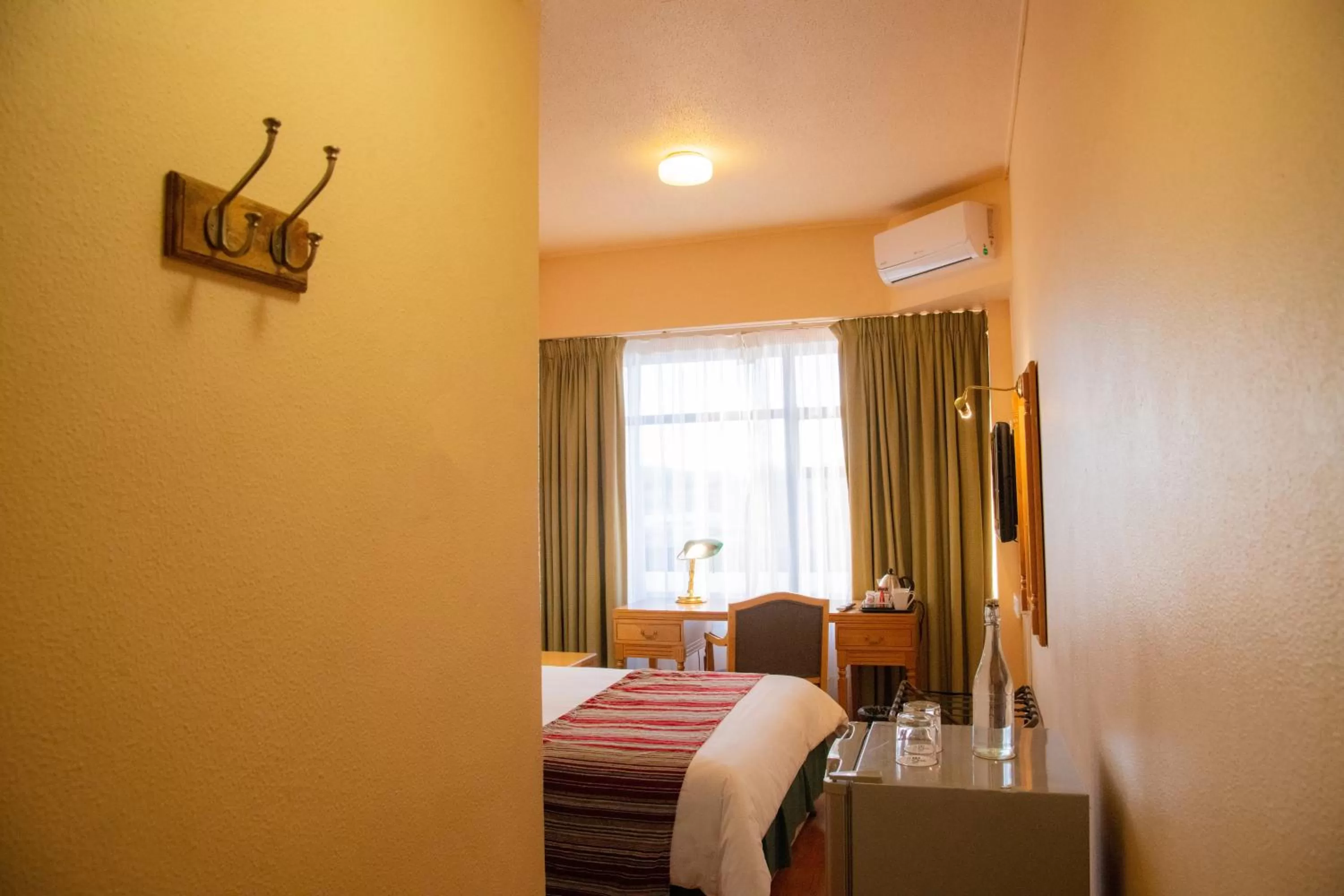 Bed in BON Hotel Bloemfontein Central