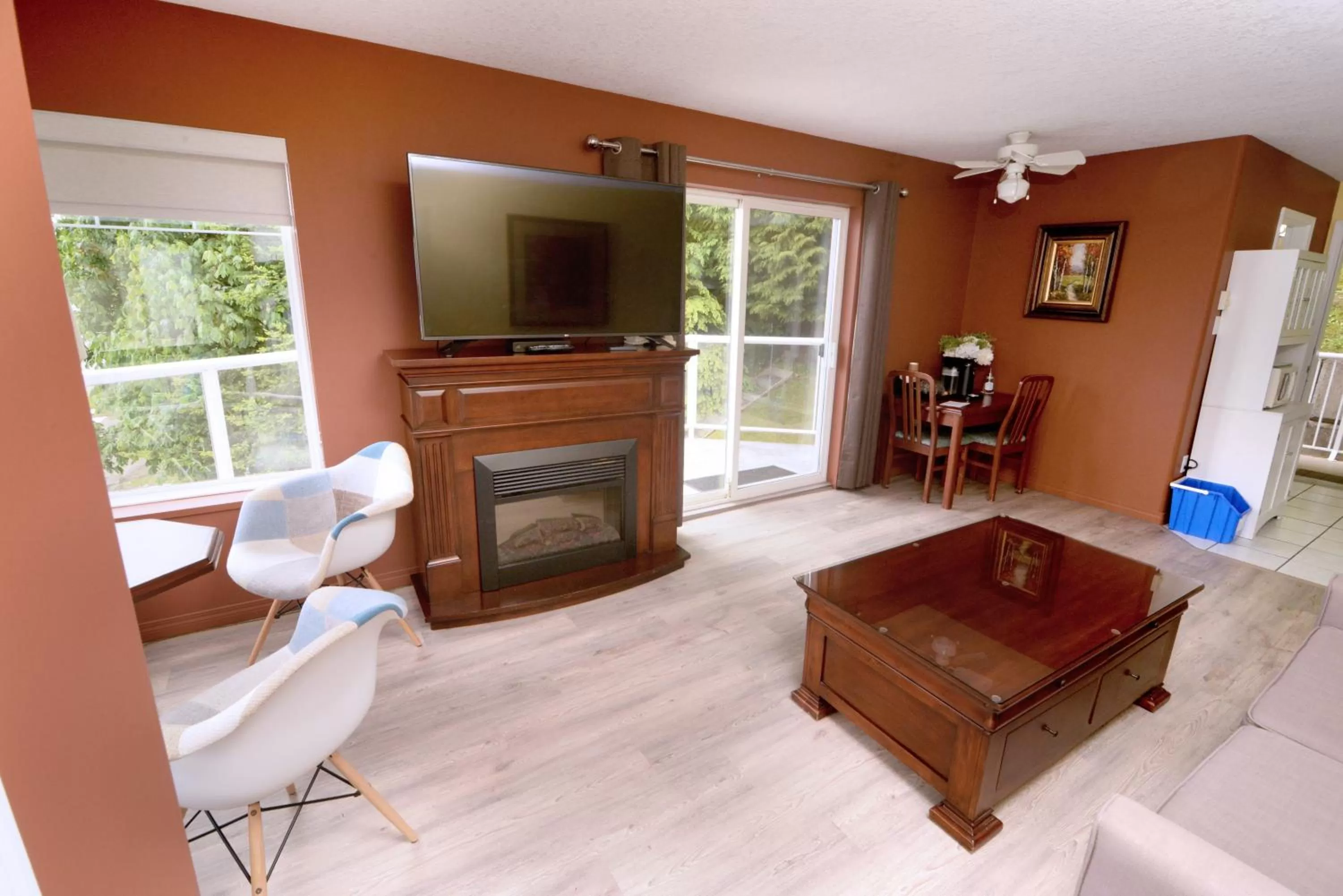 TV and multimedia in Casa Grande Inn