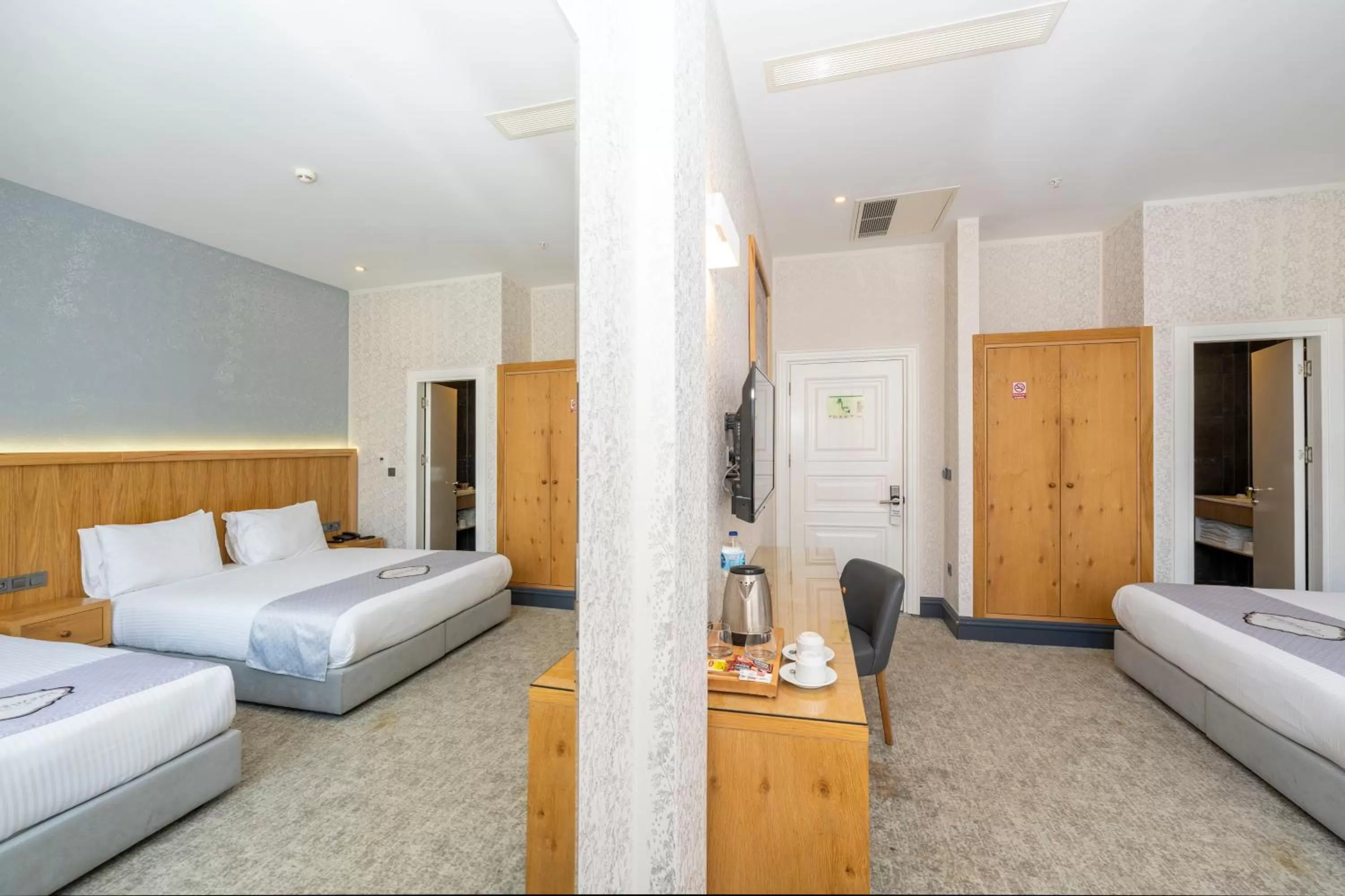 Photo of the whole room, Bed in Premist Hotels Taksim