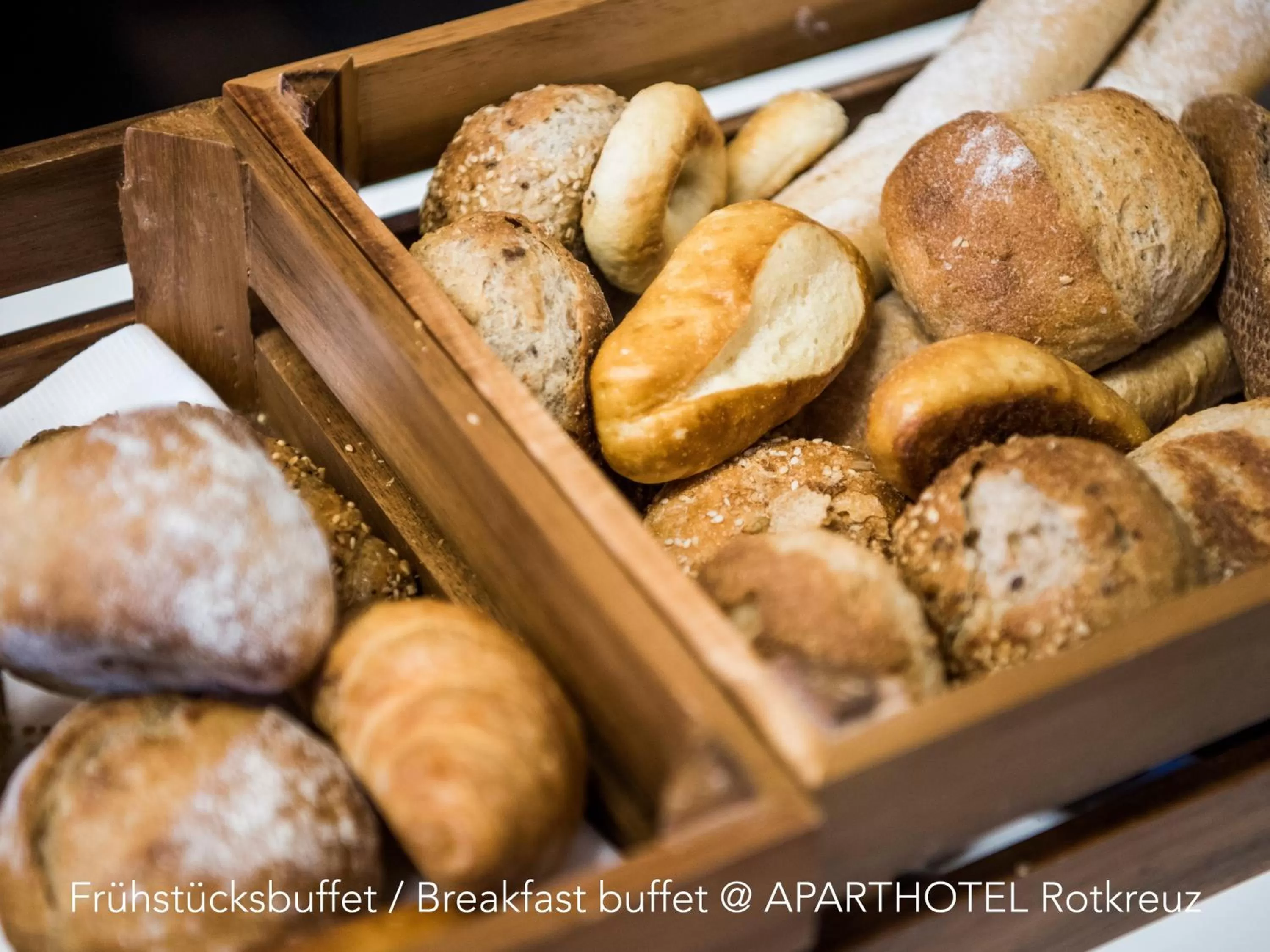 Restaurant/places to eat in Hotel Bauernhof - Self Check-In Hotel