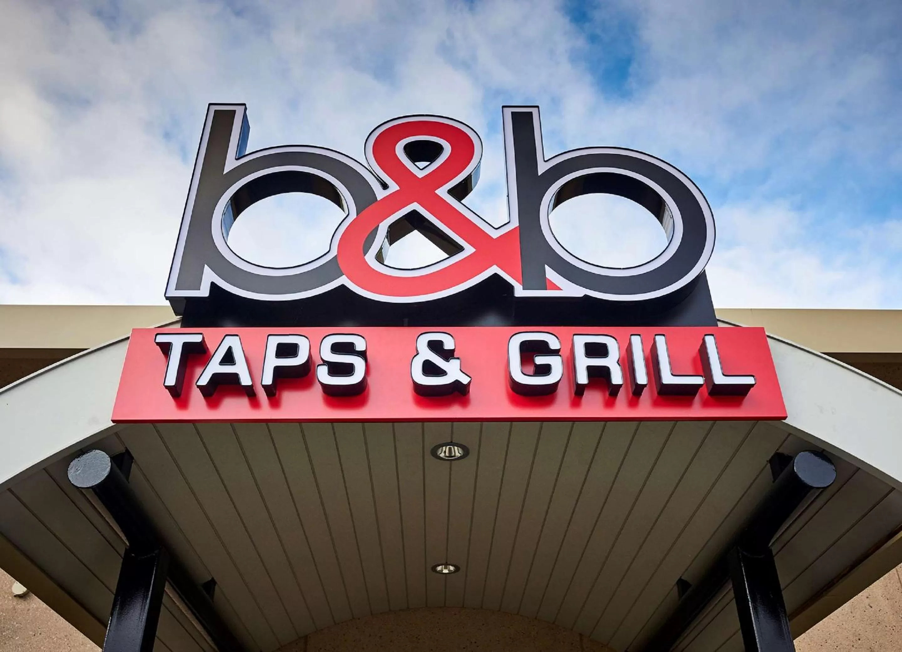 Property building in Best Western Plus Guildwood Inn