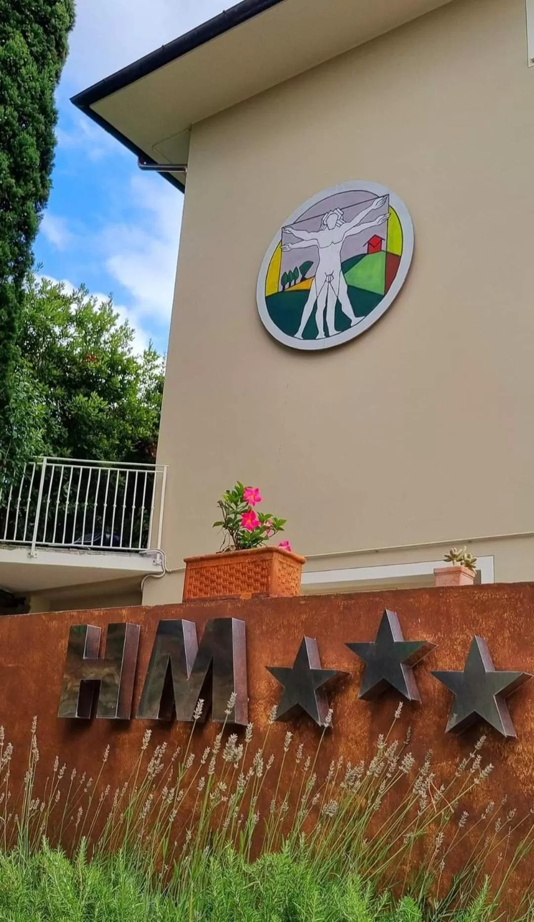 Property logo or sign in Hotel Monti