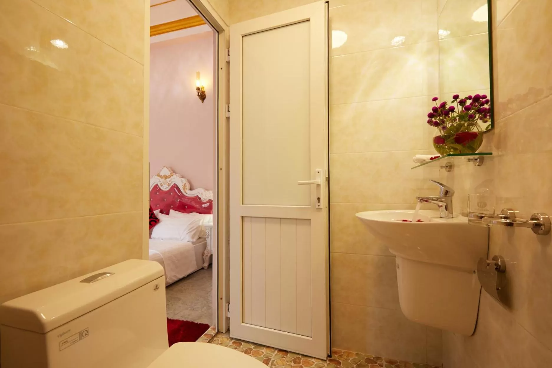 Bathroom in Lucky Budda Inn Villa