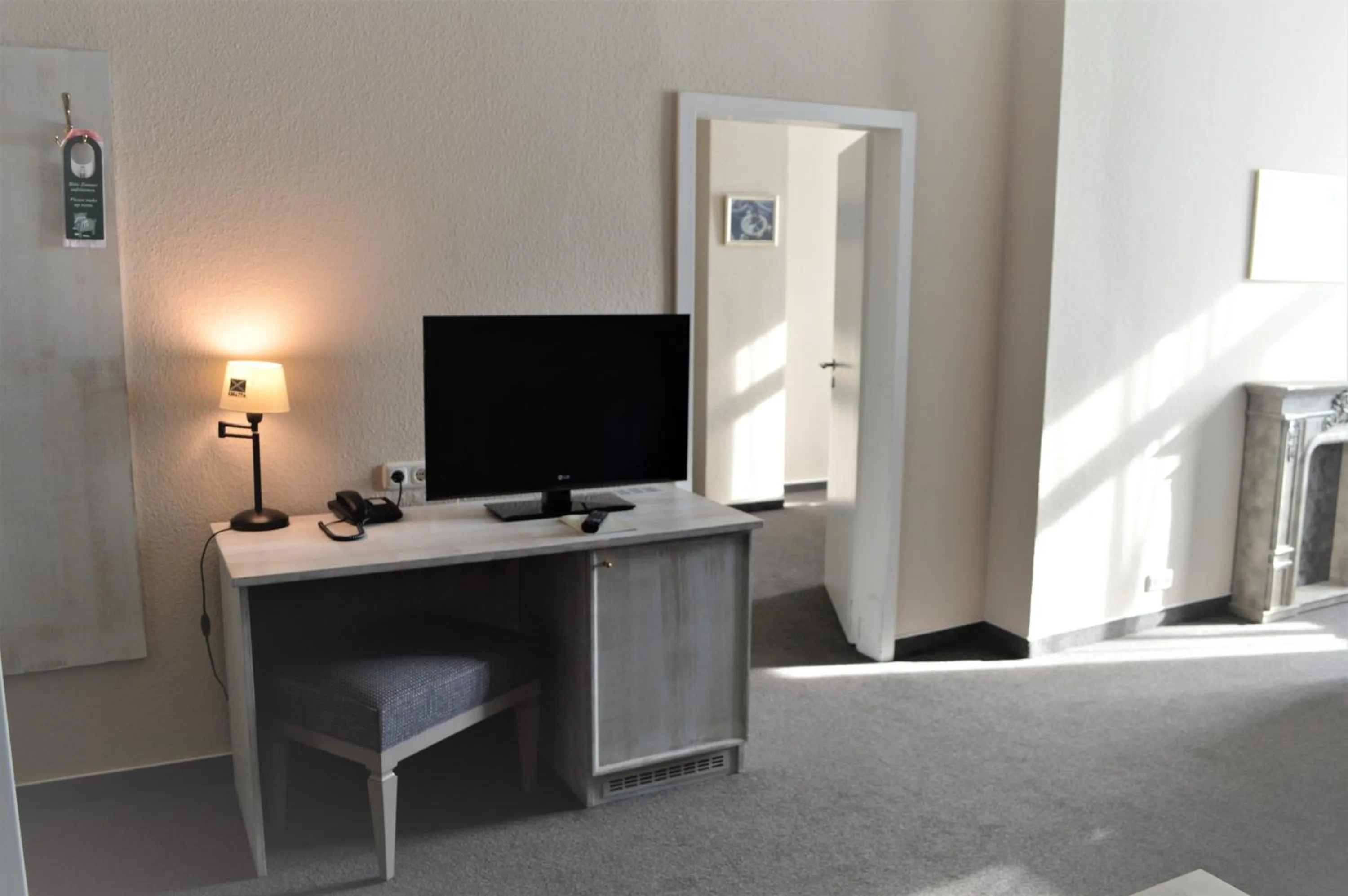 Living room, Bed in Inselhotel Langeoog