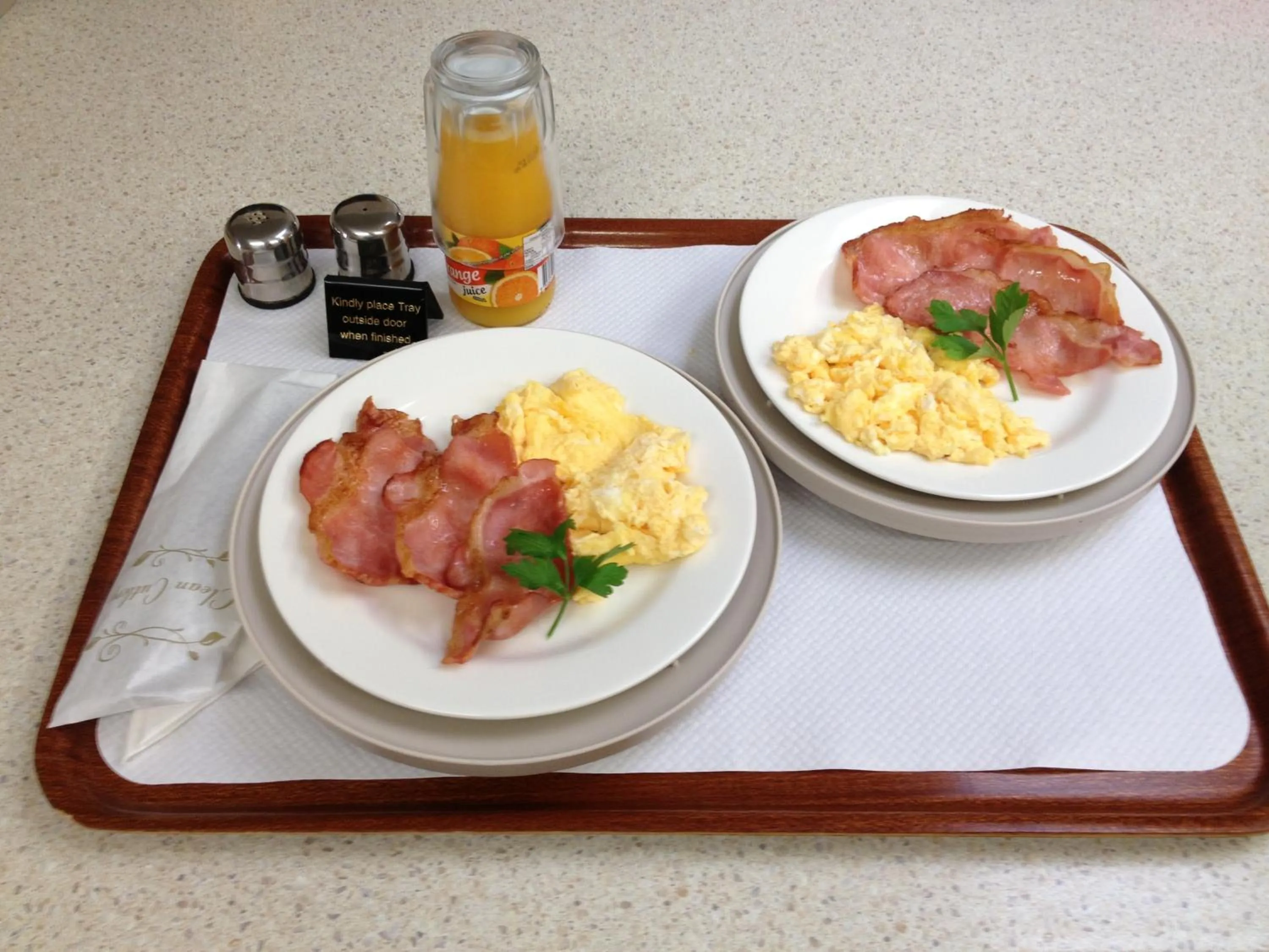 Food and drinks in Hume Country Motor Inn