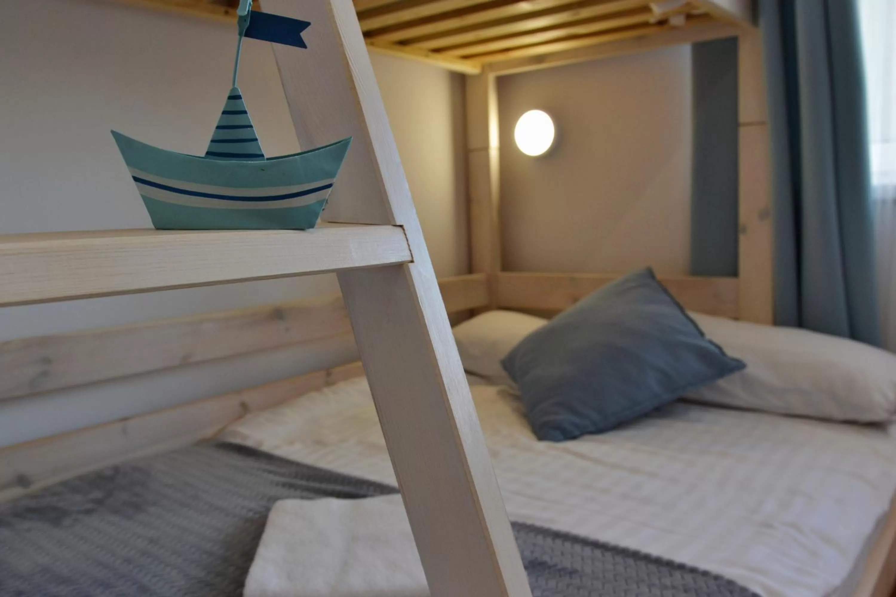 Photo of the whole room, Bed in Willa ŻeglarSki