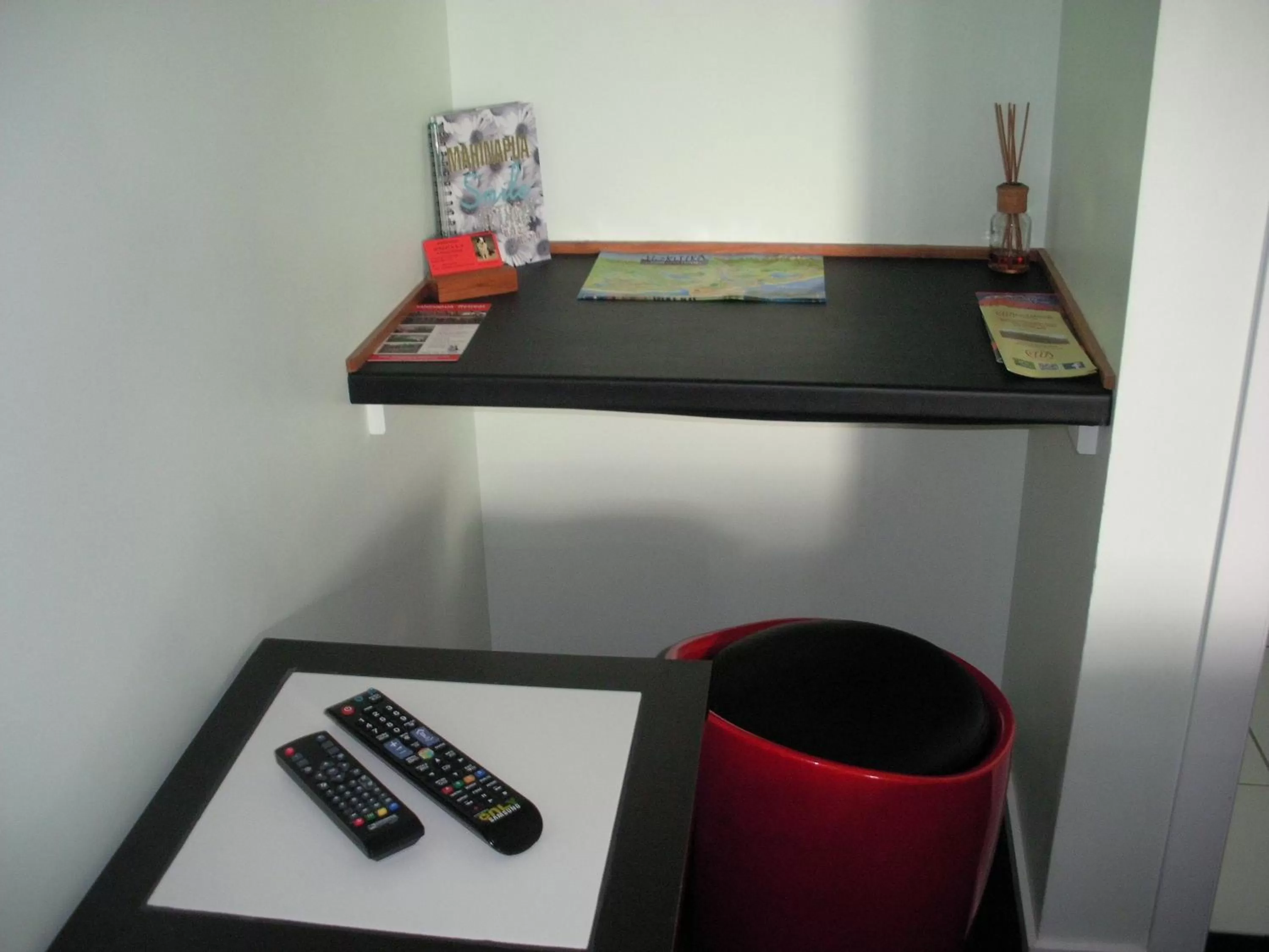 Business facilities in Mahinapua Retreat B&B