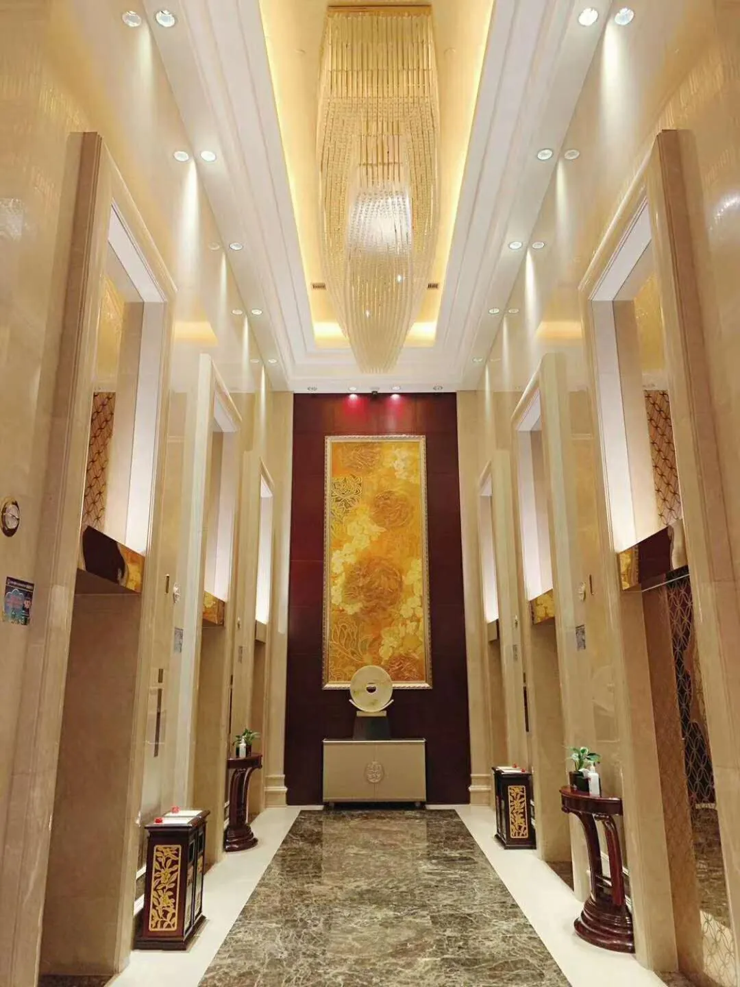 Lobby or reception in Howard Johnson Tropical Garden Plaza Kunming Chenggong