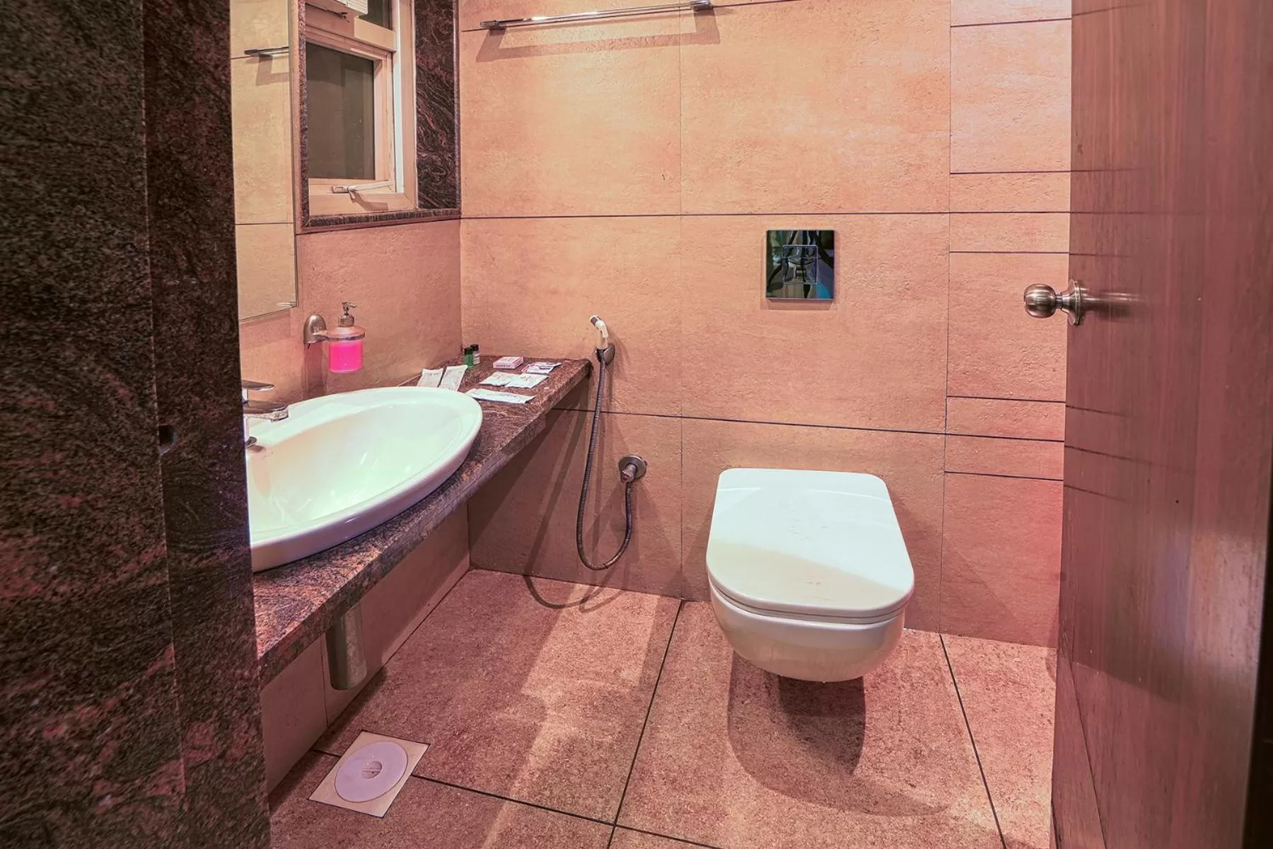 Bathroom in Hotel SRI SRI EXECUTIVE KOLHAPUR NEAR MAHALAXMI TEMPLE