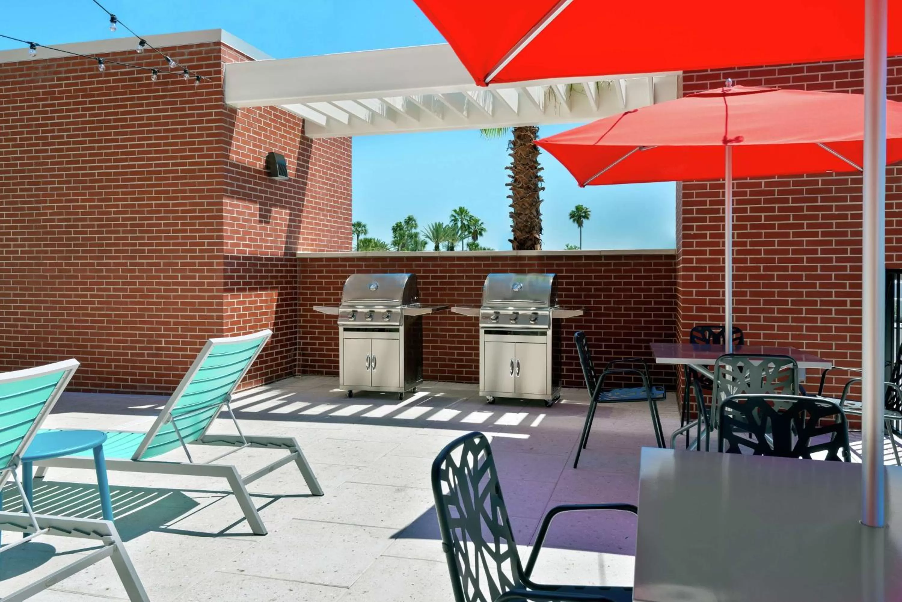 Patio in Home2 Suites By Hilton Orlando Near Universal