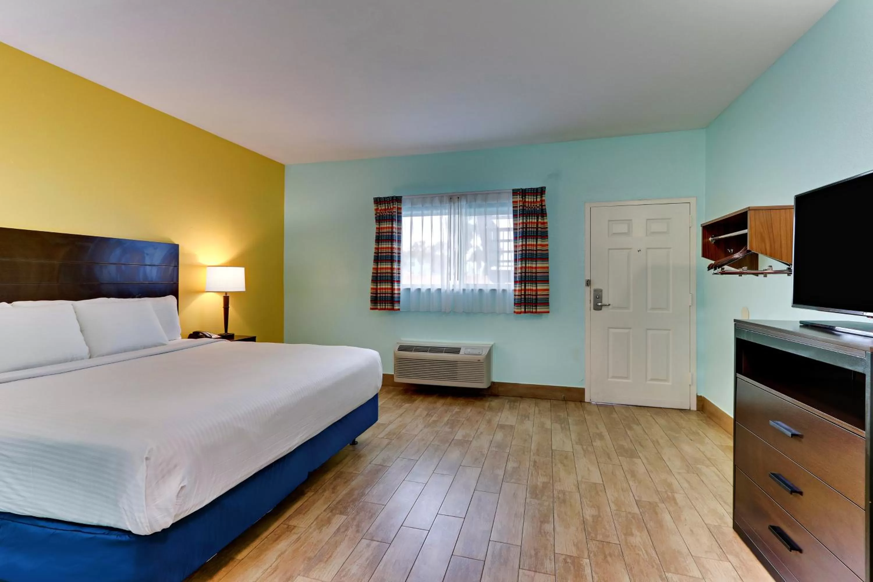 Bed in Island Hotel Port Aransas