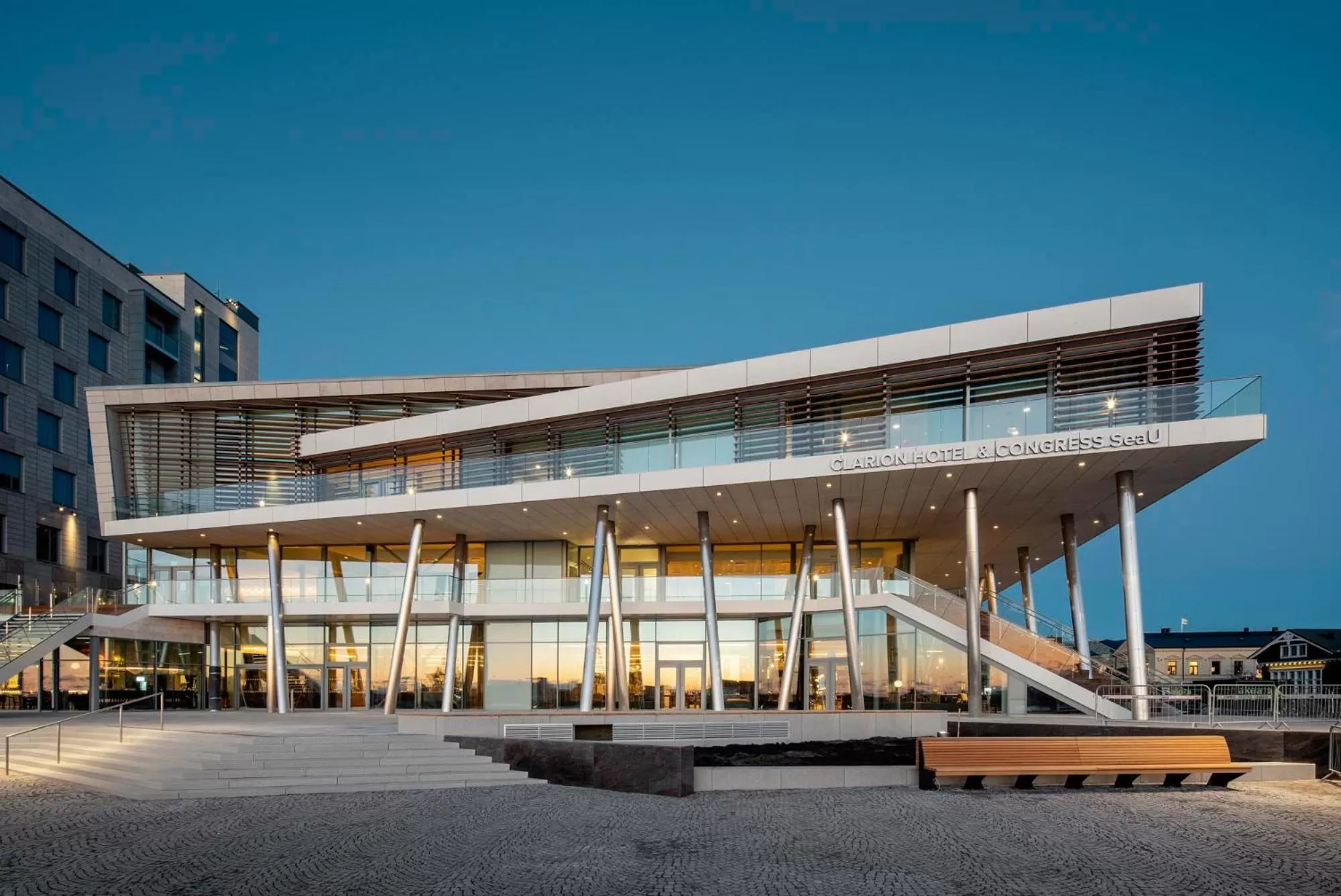 Facade/entrance in Clarion Hotel Sea U