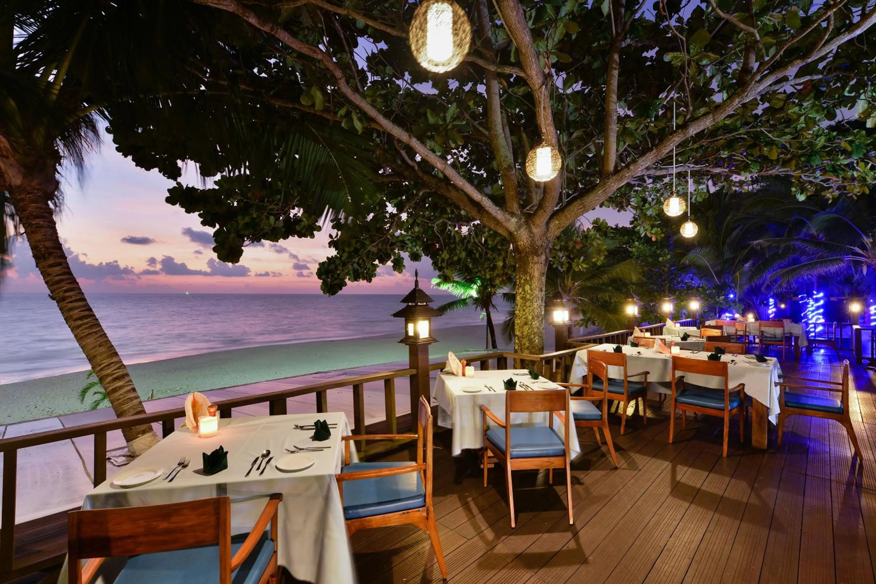 Restaurant/places to eat in Andaman White Beach Resort - SHA Plus