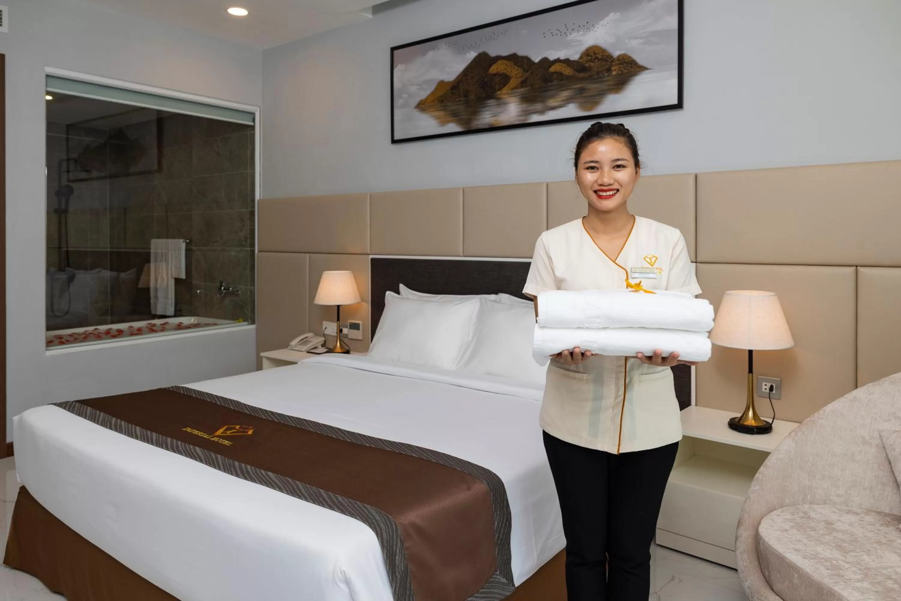 Staff, Bed in Imperial Nha Trang
