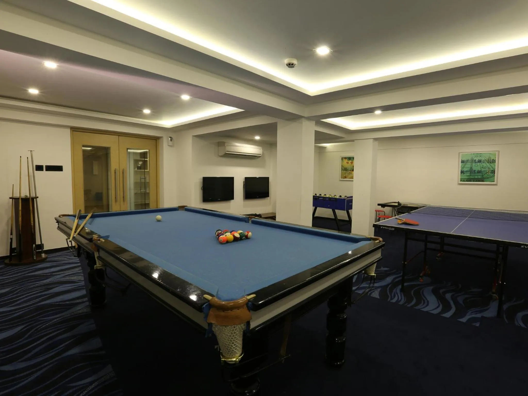 Billiard in Deltin Suites