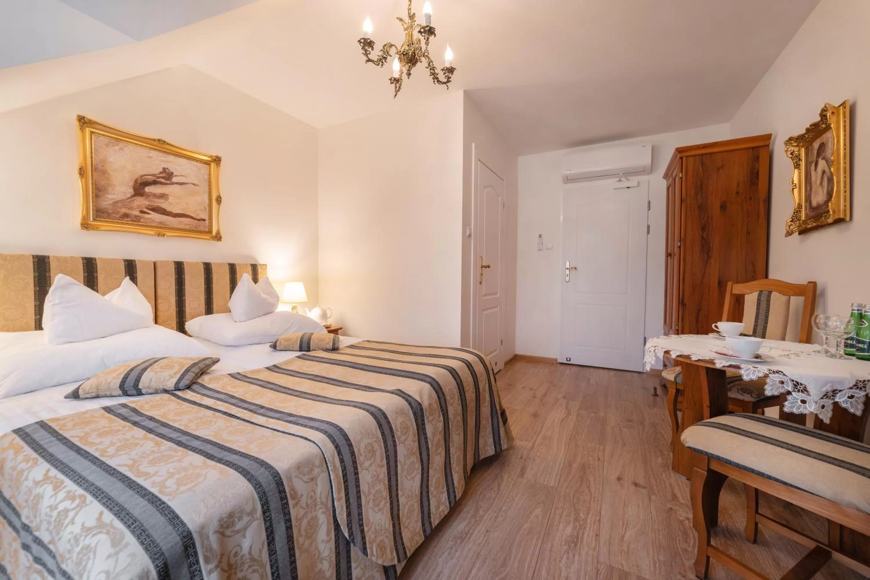 Bed in Pensjonat & Restauracja Admirał