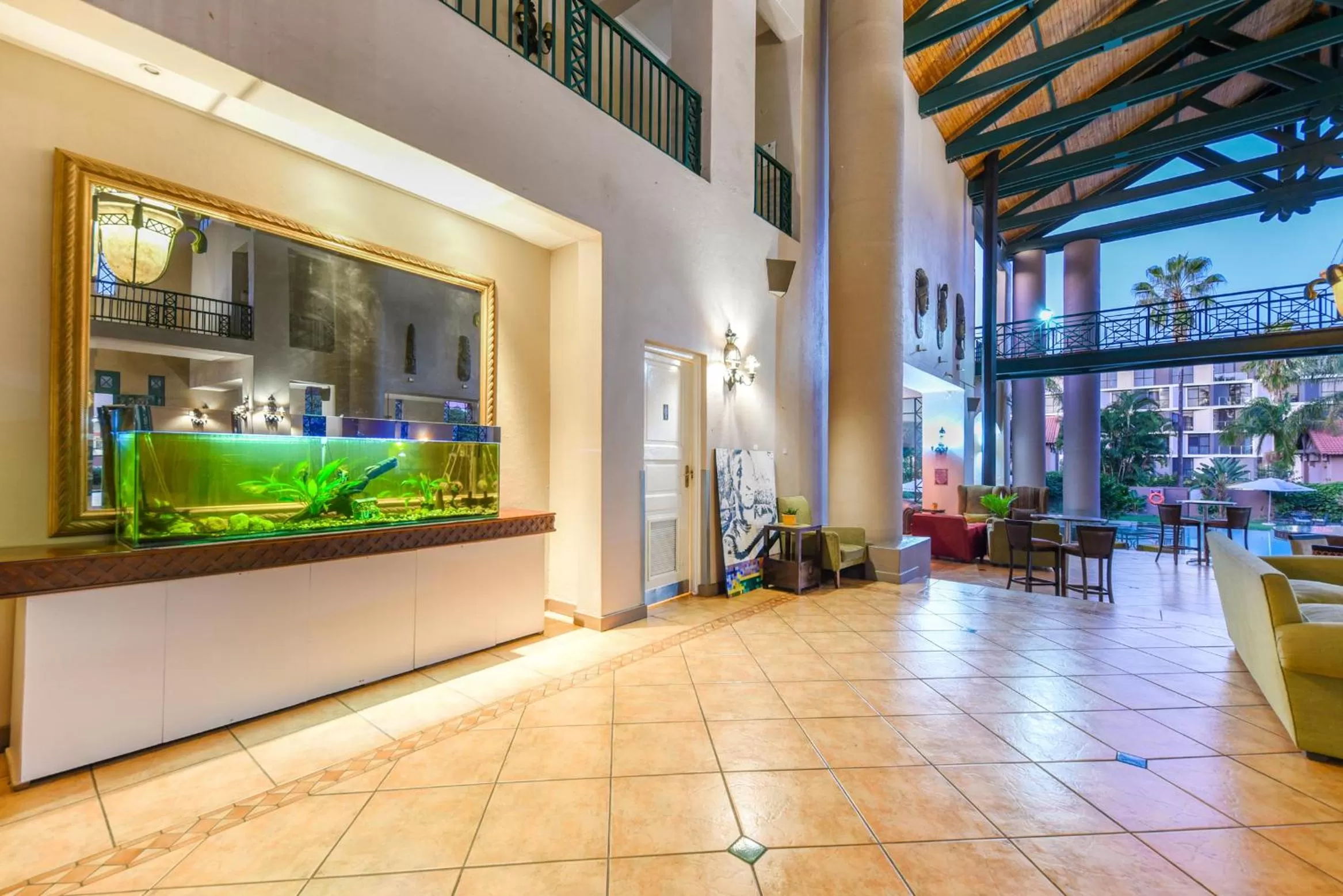 Lounge or bar in Mercure Hotel Nelspruit