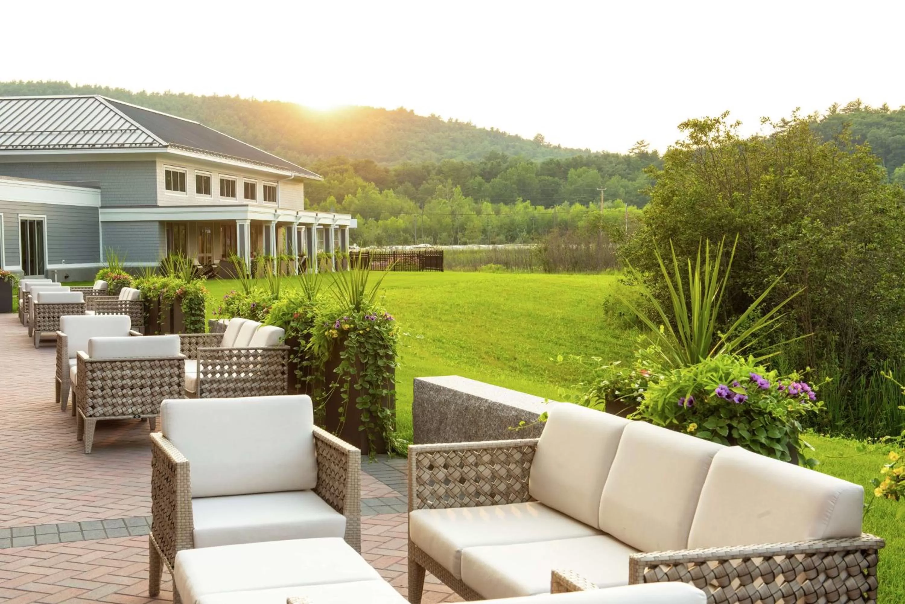 Patio in Hilton Garden Inn Hanover Lebanon