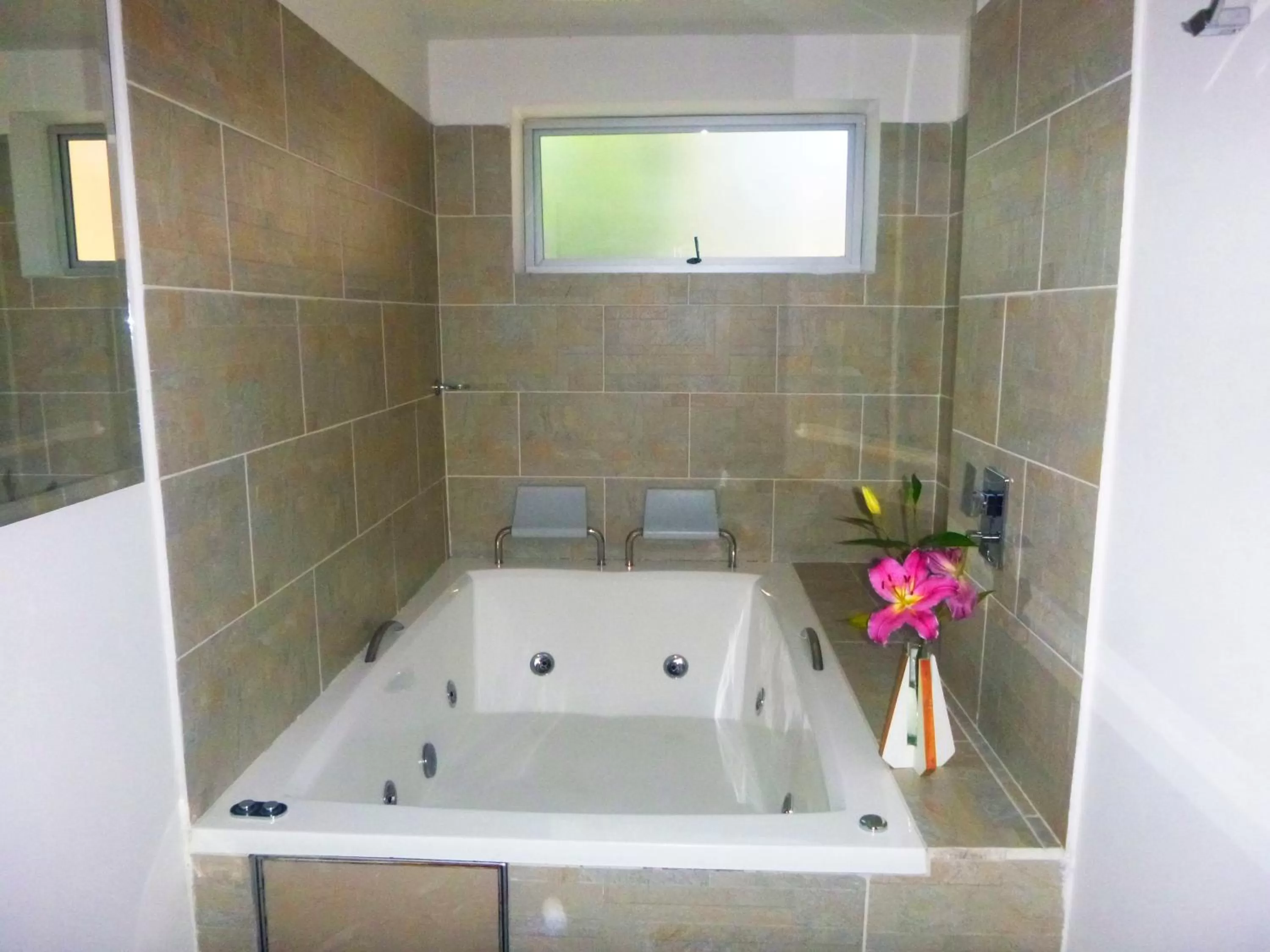 Massage in Hotel Boutique Laureles Medellin (HBL)