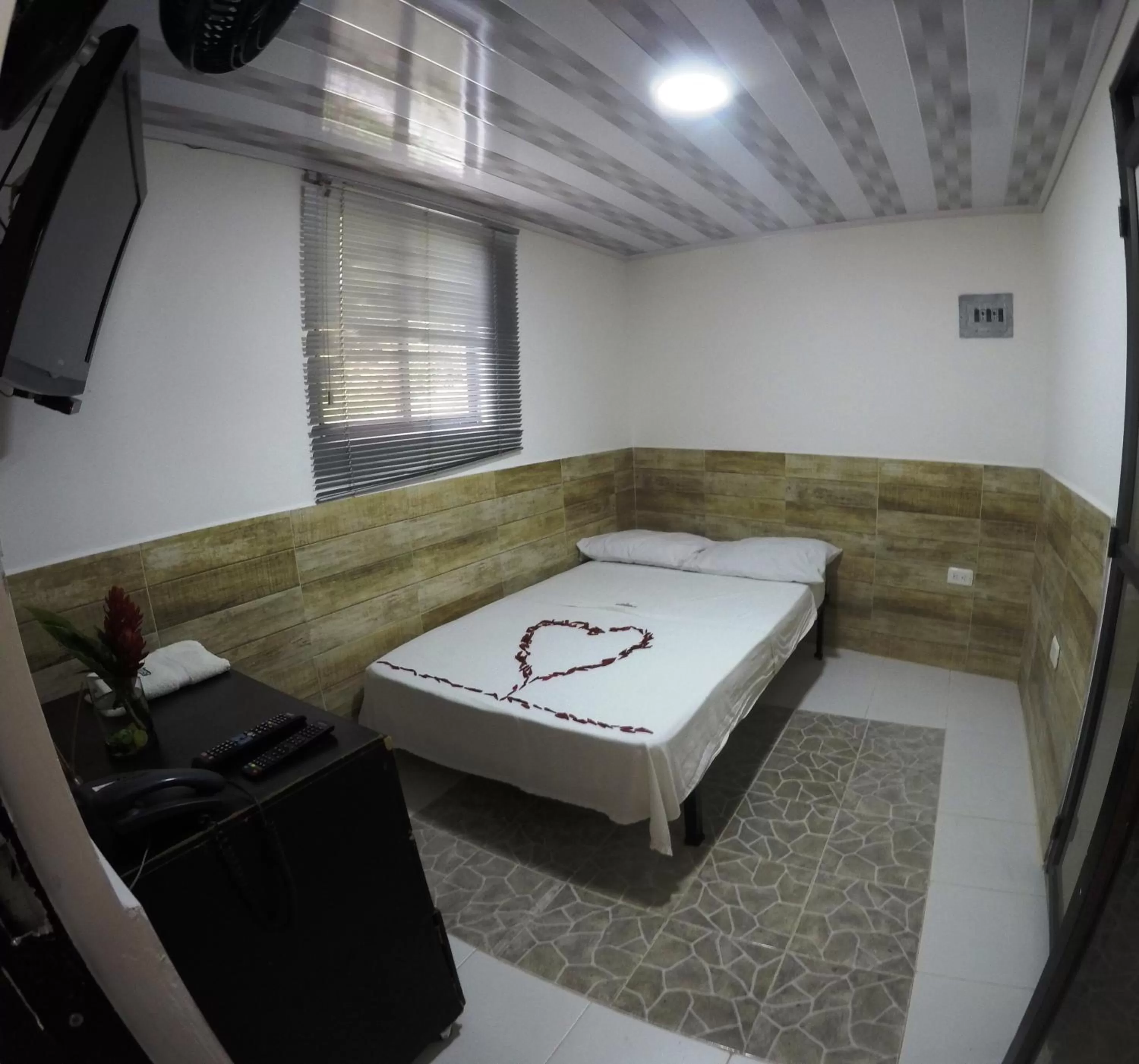 TV and multimedia, Bed in Sky Club Eco Hotel